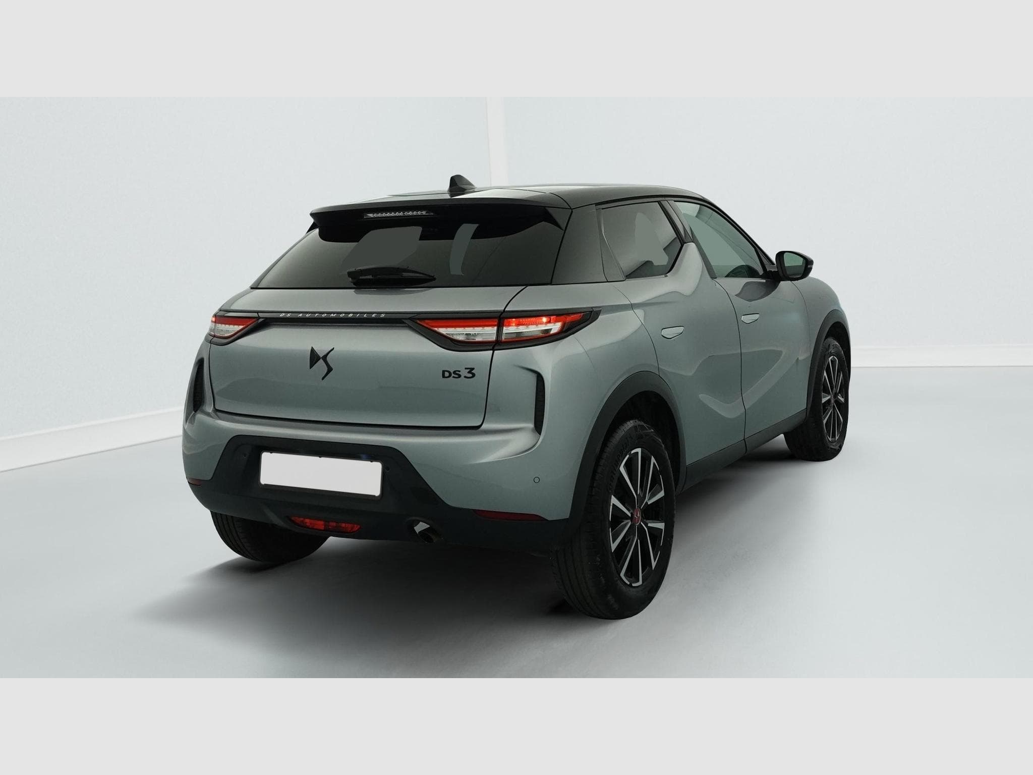 DS Automobiles DS3 PureTech 100 BVM6 Performance Line (2024) - Foto 7