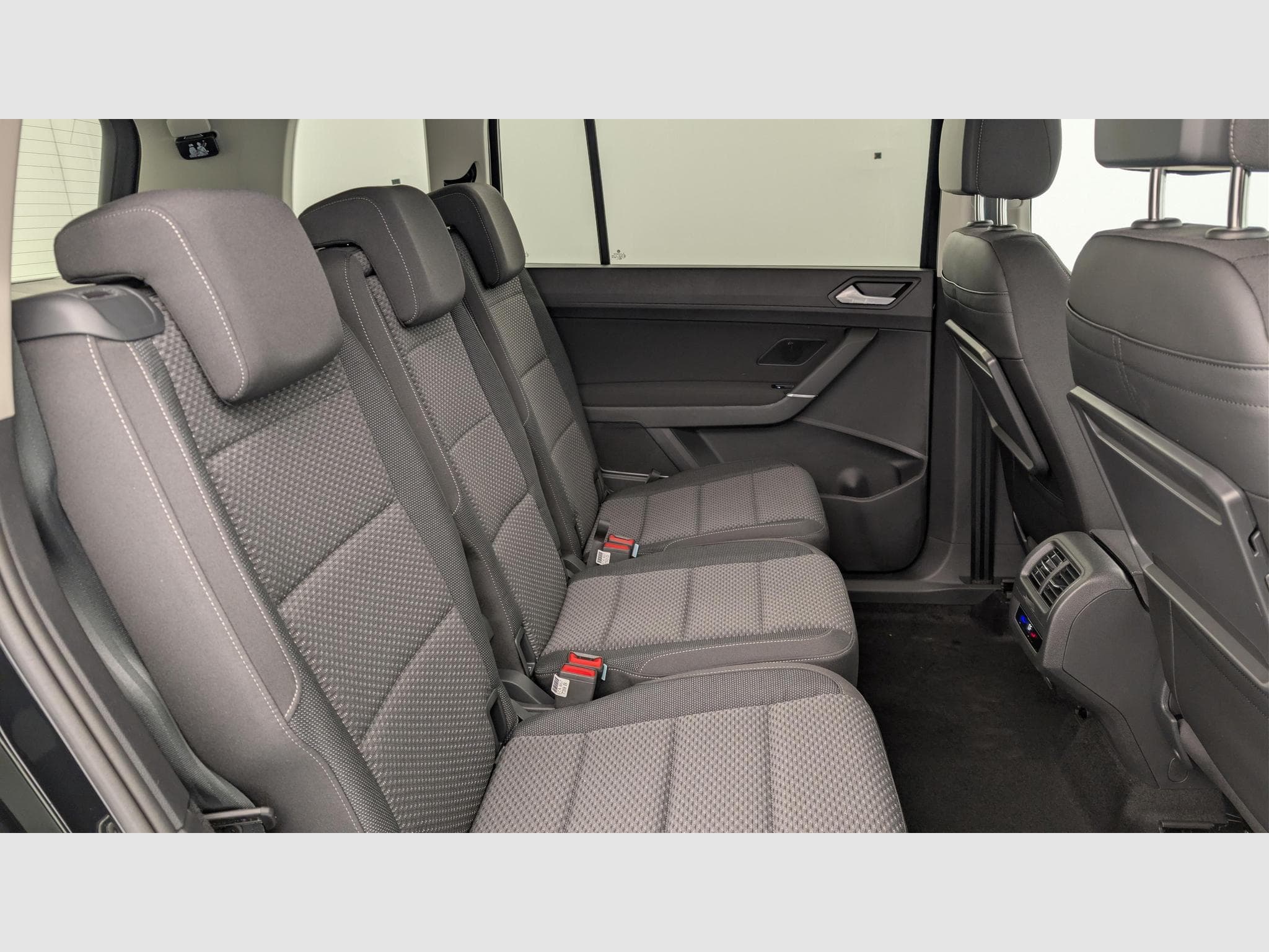 VW Touran 1.5 TSI EVO 150 DSG7 7pl VW Edition (2026) - Foto 10