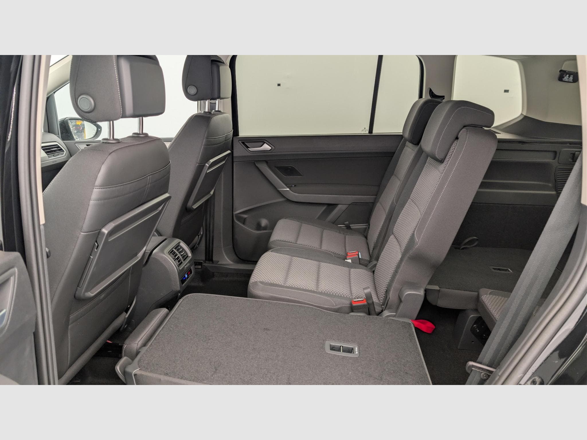 VW Touran 1.5 TSI EVO 150 DSG7 7pl VW Edition (2026) - Foto 12