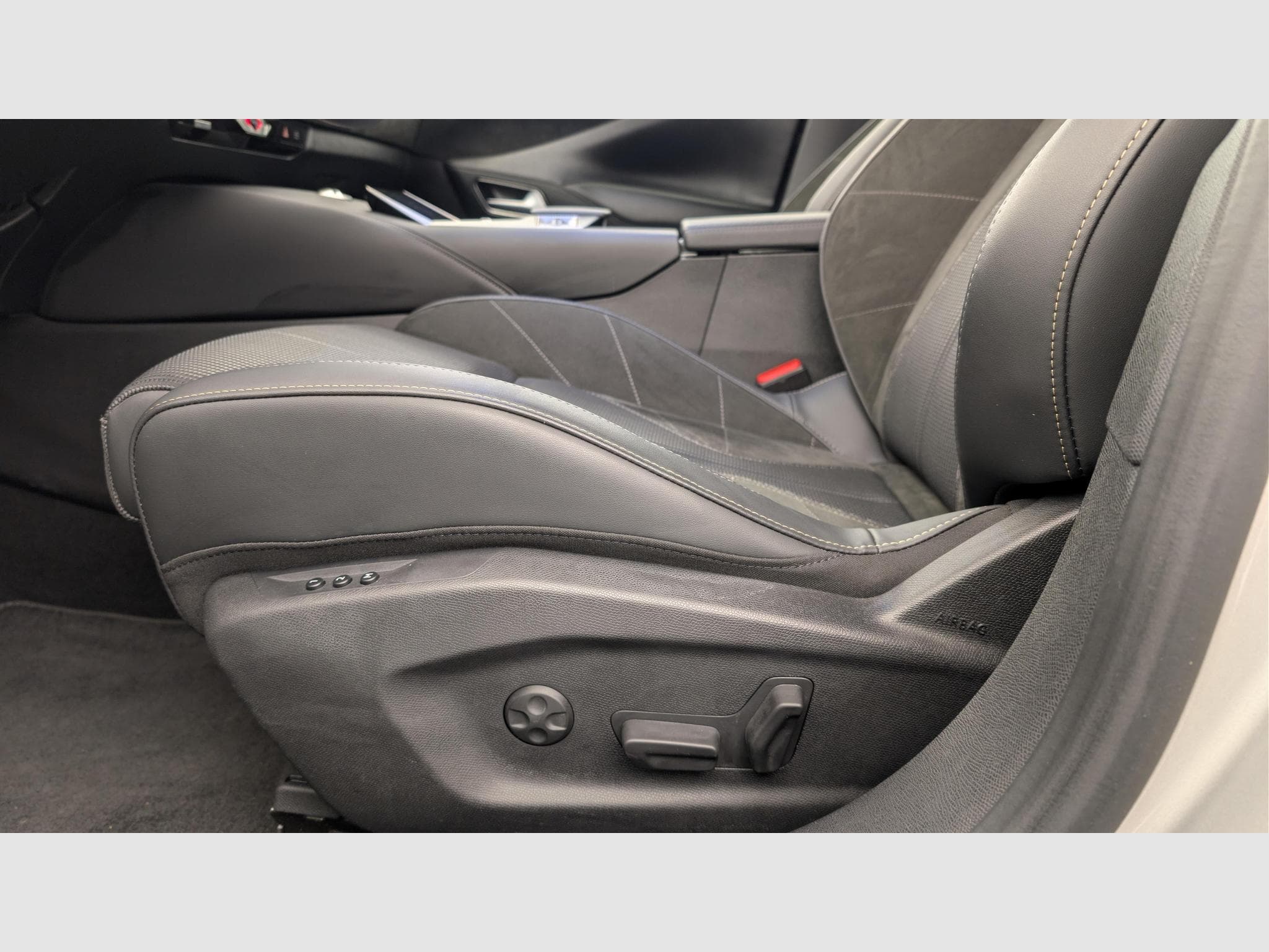 DS Automobiles DS4 PureTech 130 EAT8 Etoile - Alcantara (2024) - Foto 20