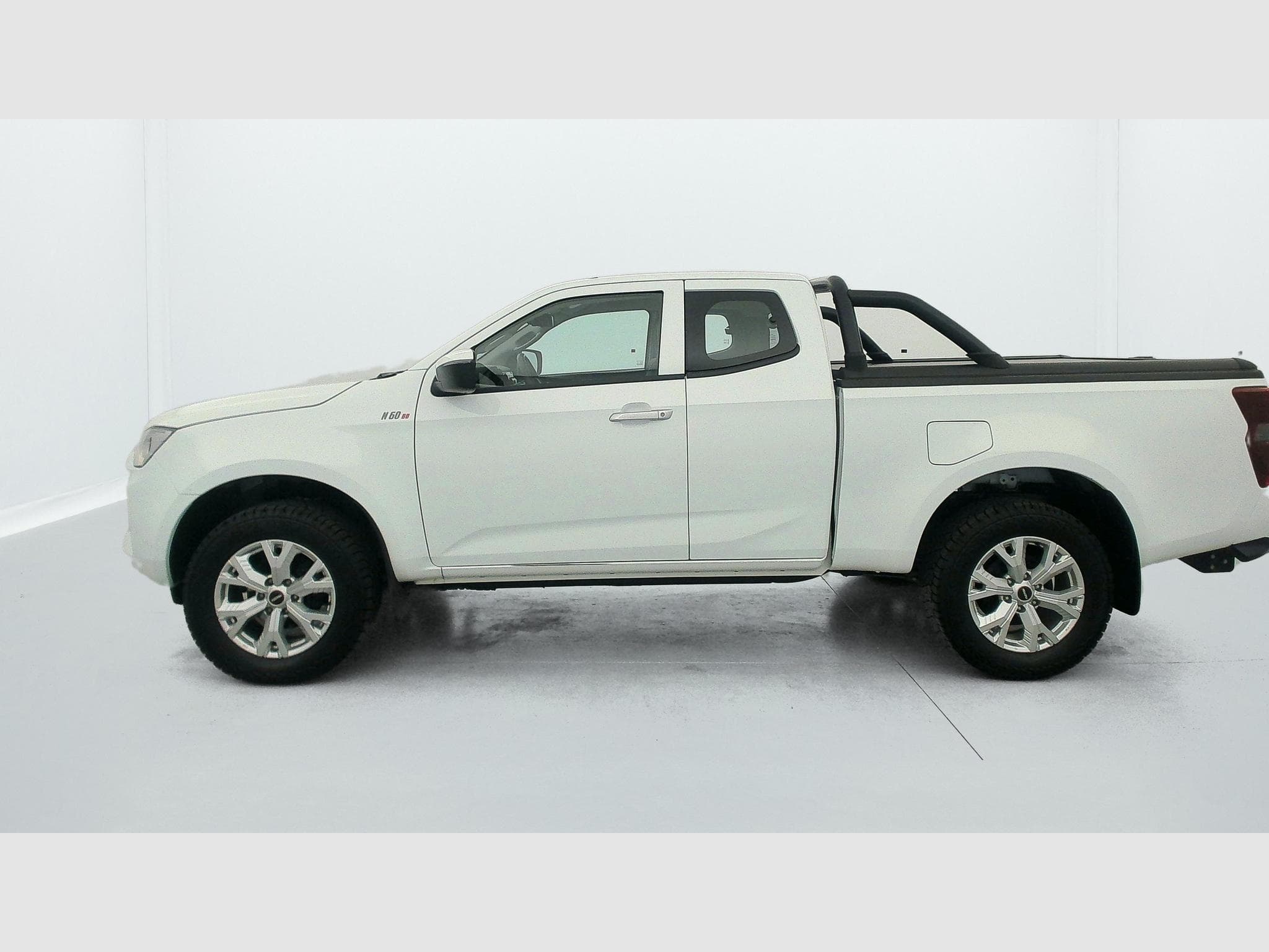 Isuzu D-MAX N60 SPACE CAB 1.9 164 CH 4X4 BVA BB (2024) - Foto 4
