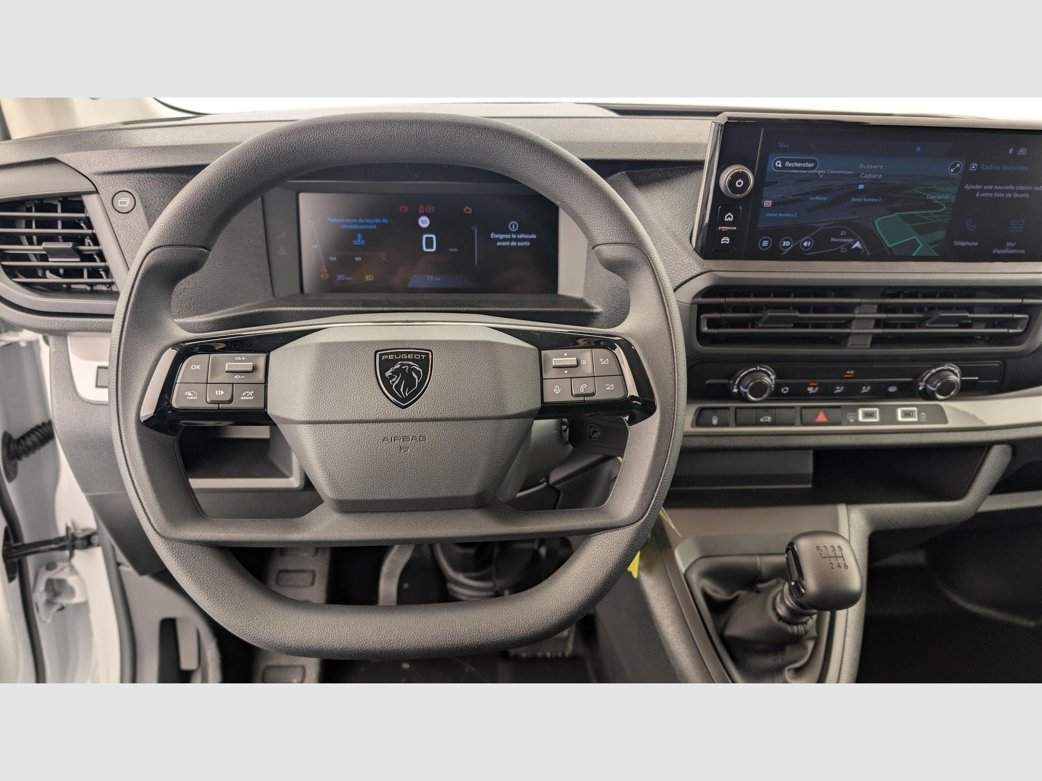 Peugeot Expert Fourgon M BLUEHDI 120 S&S BVM6 (2025) - Photo 12