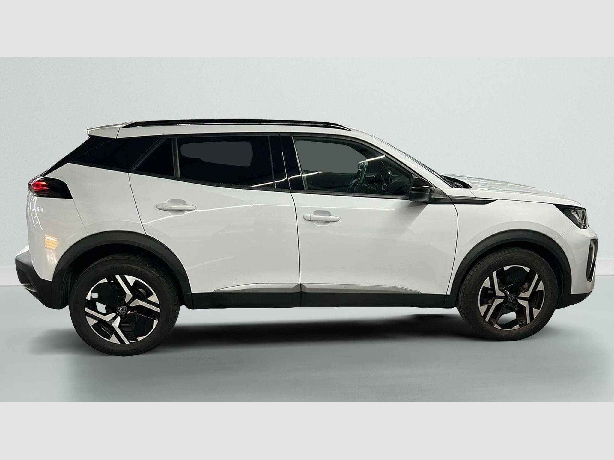 Peugeot 2008 100 S&S BVM6 Allure (2025) - Photo 8