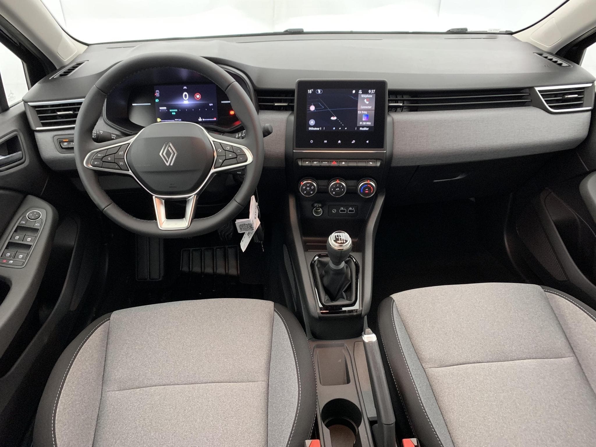 Renault CLIO 5 TCE 90 CH GSR2 EVOLUTION (2025) - Photo 13