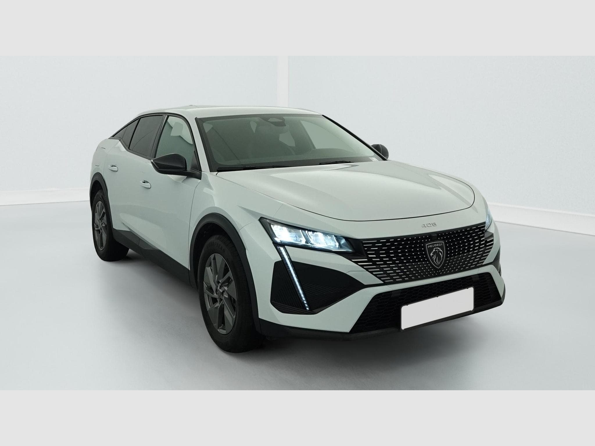 Peugeot 408 Hybrid 136 e-DCS6 Allure (2024) - Photo 1