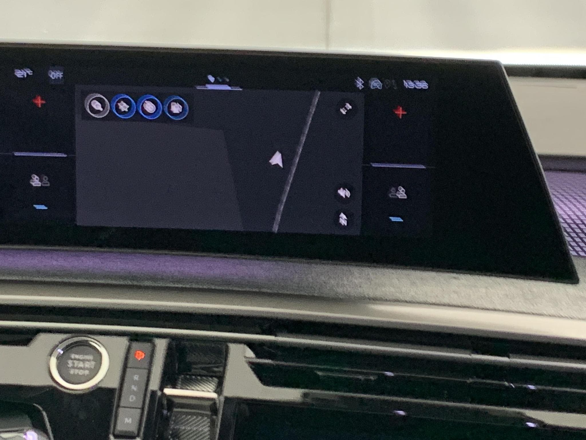 Peugeot 3008 Hybrid 145 e-DCS6 GT (2025) - Photo 17