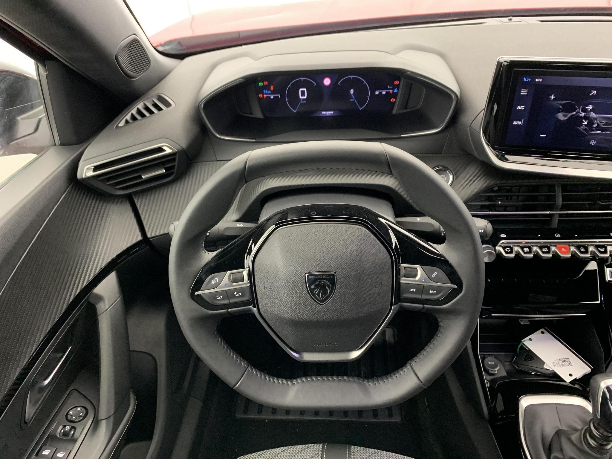 Peugeot 2008 100 S&S BVM6 Allure (2025) - Photo 14