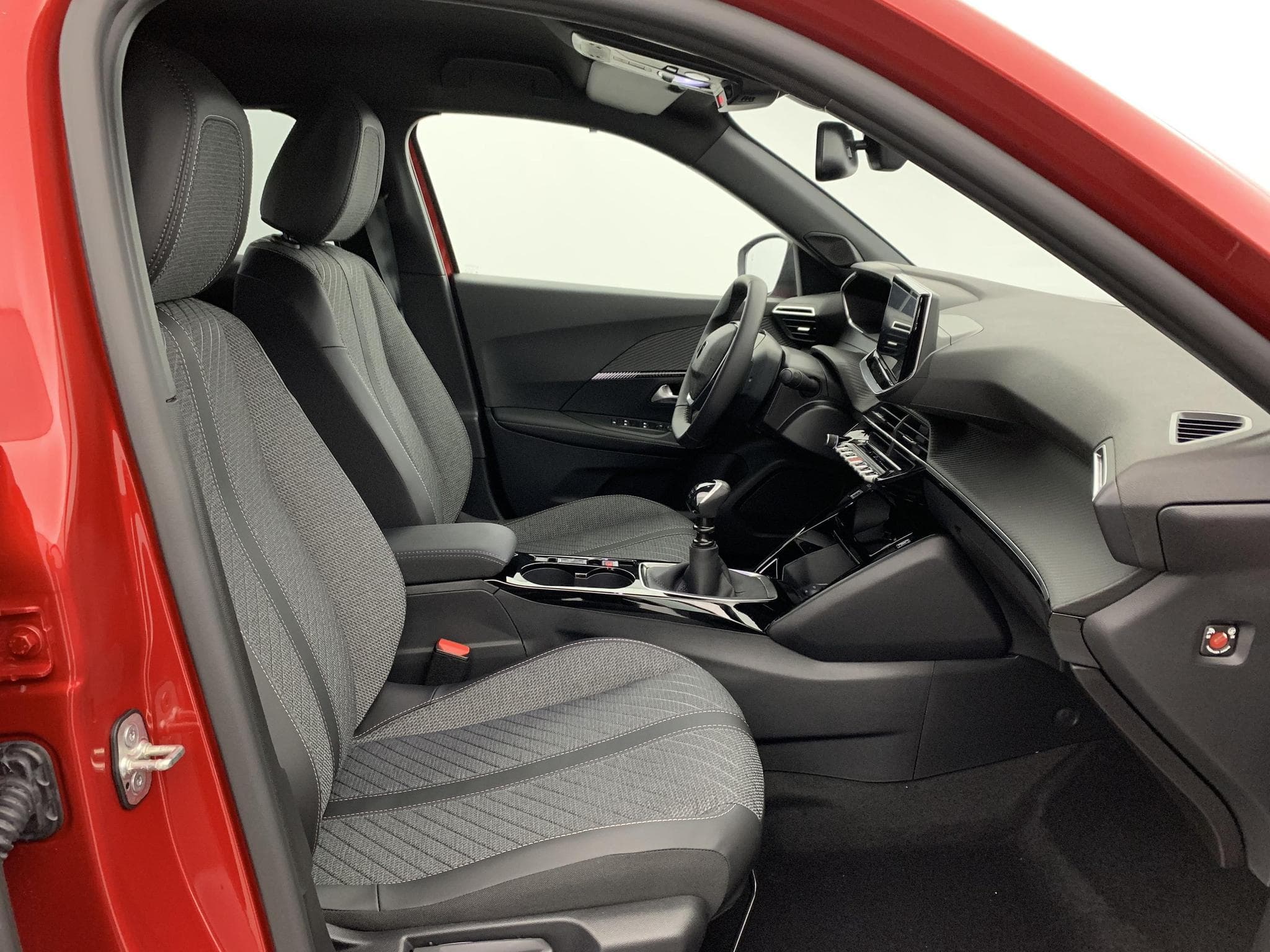 Peugeot 2008 100 S&S BVM6 Allure (2025) - Photo 9