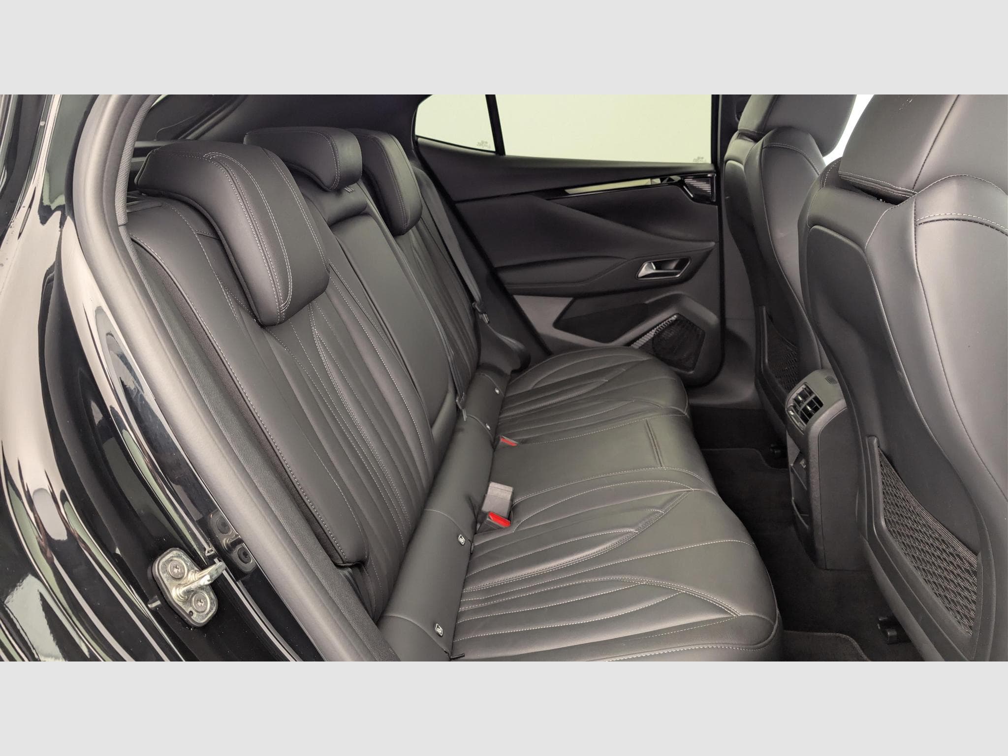 DS Automobiles DS4 PureTech 130 EAT8 Rivoli (2022) - Photo 10