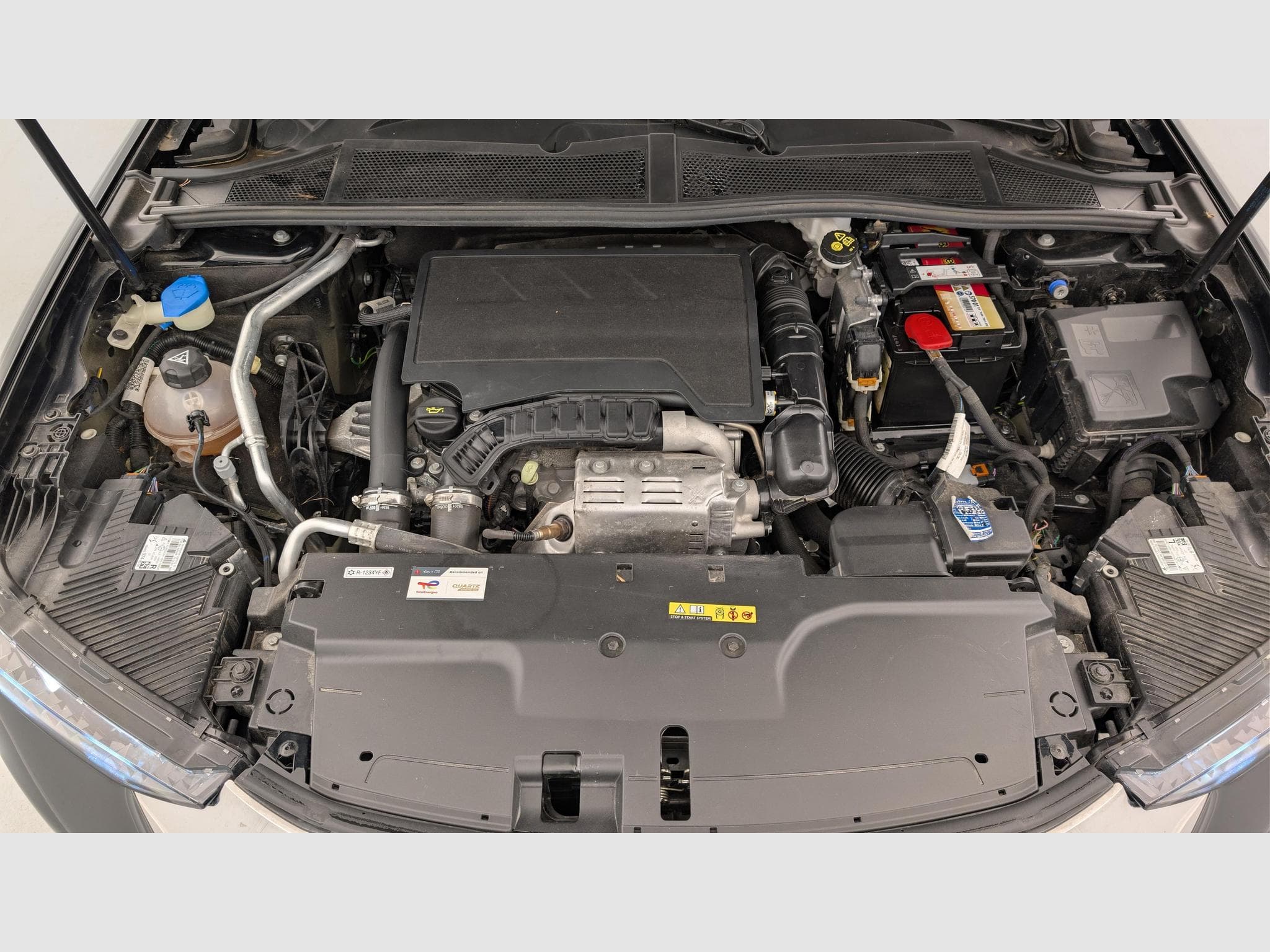 DS Automobiles DS4 PureTech 130 EAT8 Rivoli (2022) - Photo 20