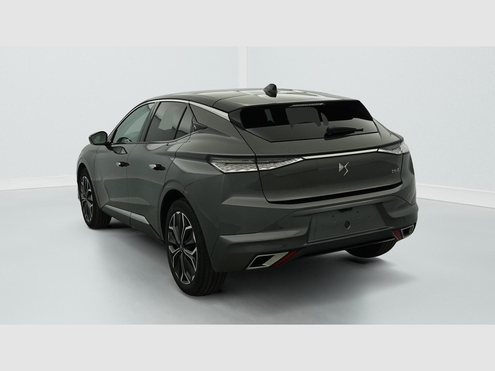 DS Automobiles DS4 PureTech 130 EAT8 Rivoli (2024) - Photo 5