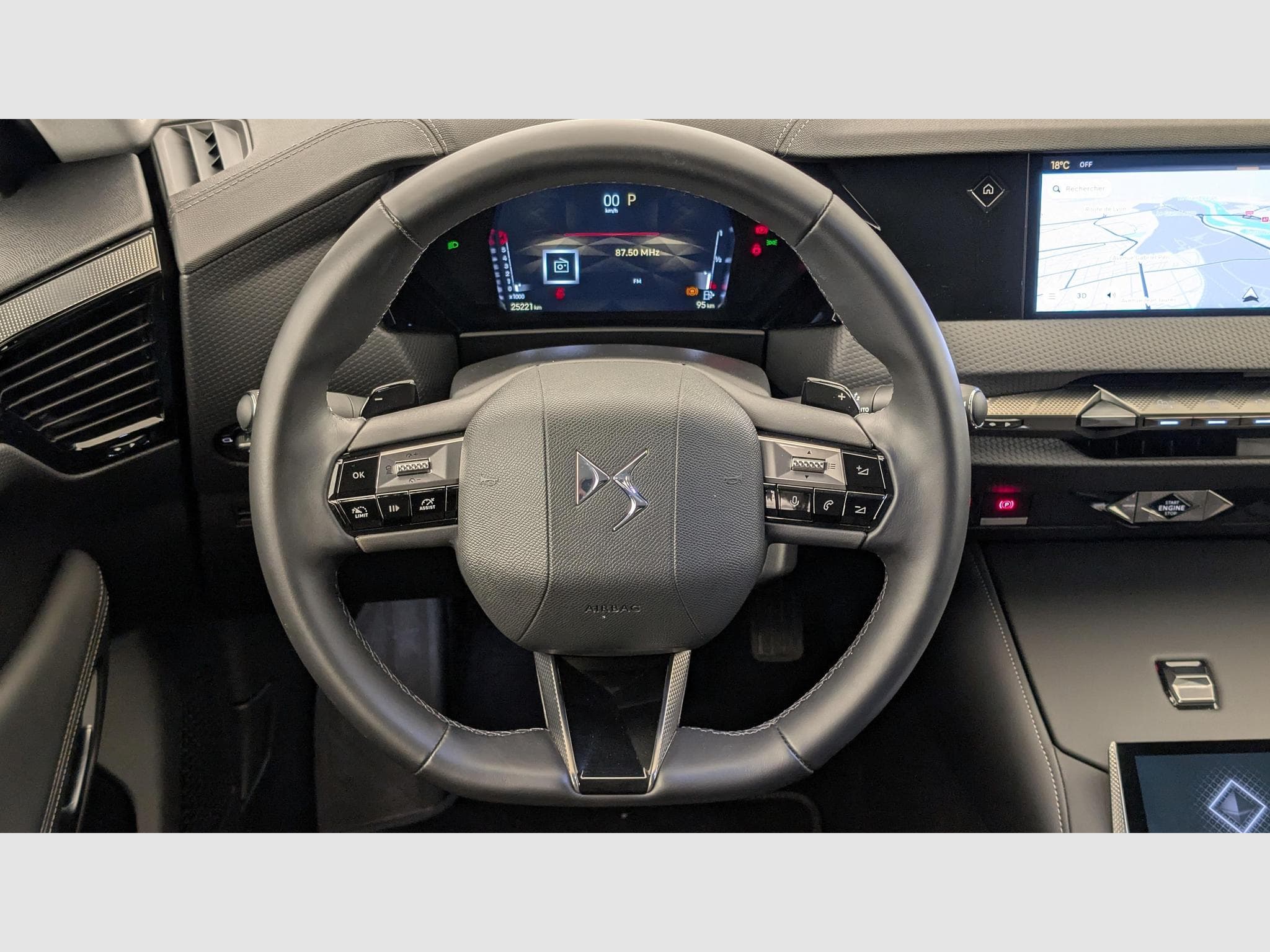 DS Automobiles DS4 PureTech 130 EAT8 Rivoli (2024) - Photo 14