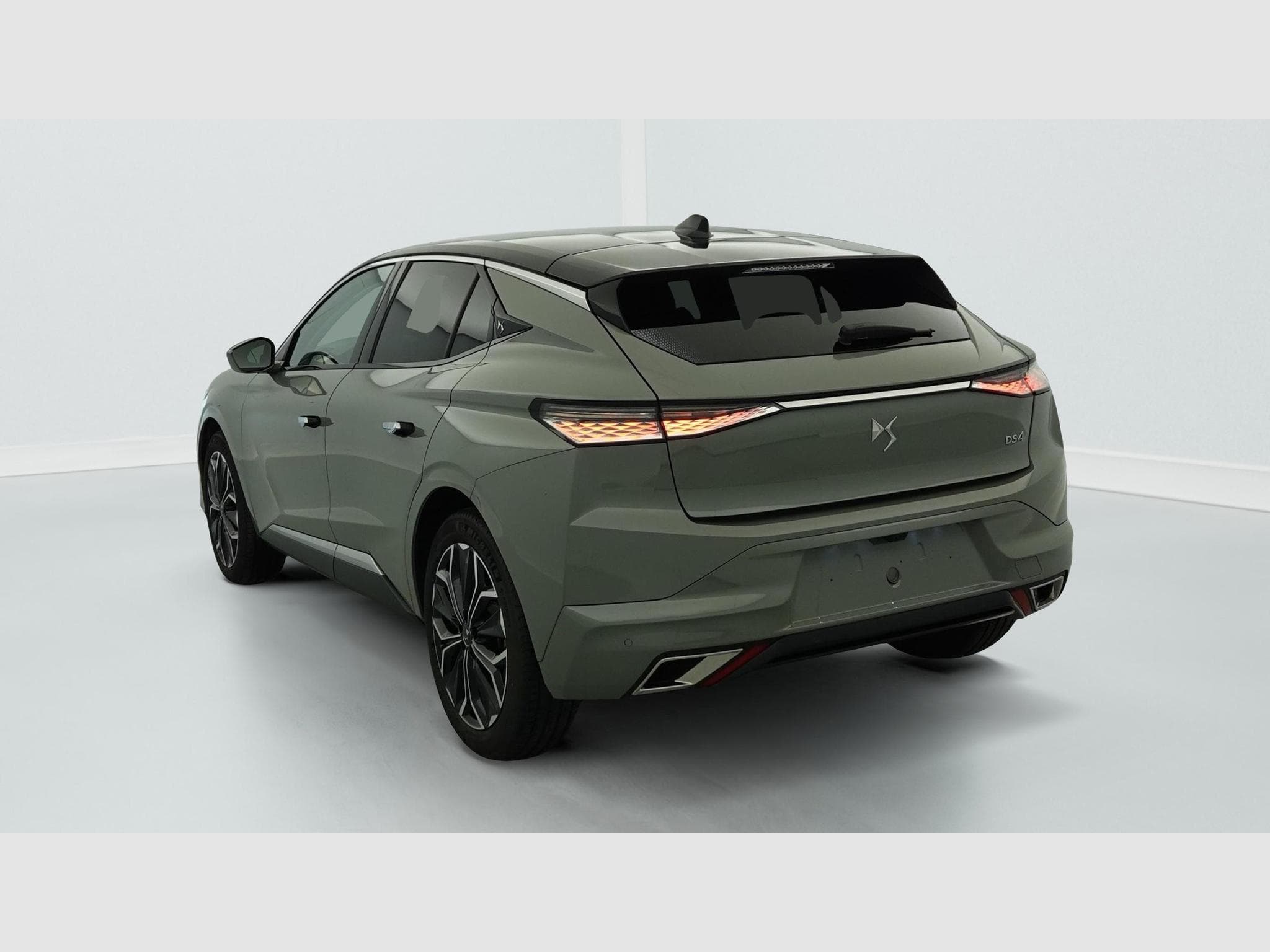 DS Automobiles DS4 PureTech 130 EAT8 Rivoli (2024) - Photo 5