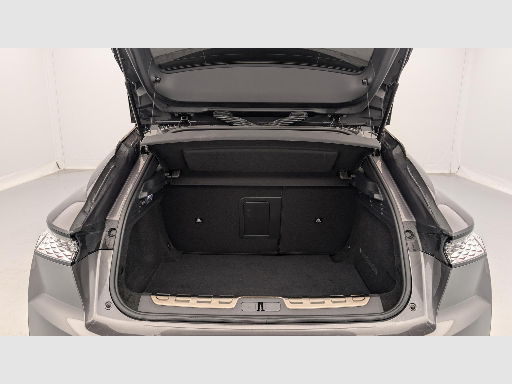 DS Automobiles DS4 PureTech 130 EAT8 Rivoli (2022) - Photo 11