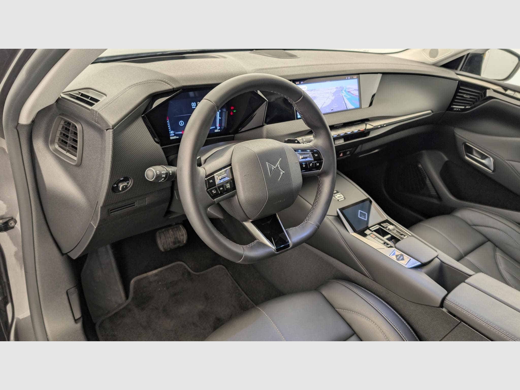 DS Automobiles DS4 PureTech 130 EAT8 Rivoli (2022) - Photo 15
