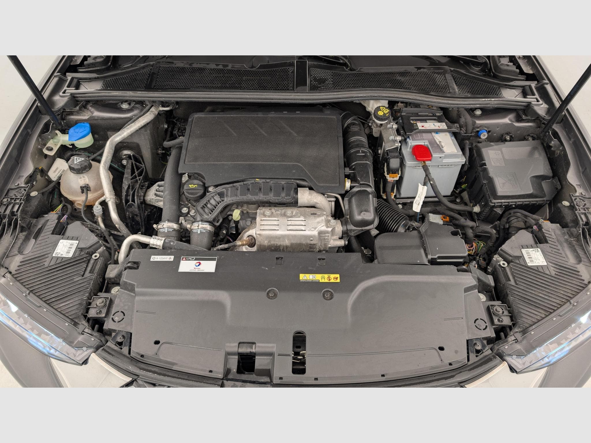 DS Automobiles DS4 PureTech 130 EAT8 Rivoli (2022) - Photo 20