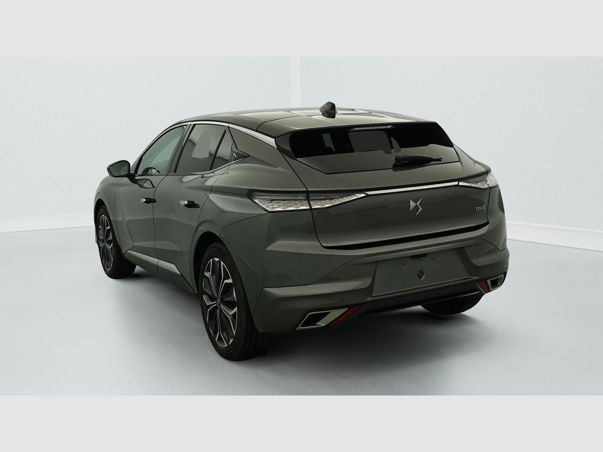 DS Automobiles DS4 PureTech 130 EAT8 Rivoli (2022) - Photo 5
