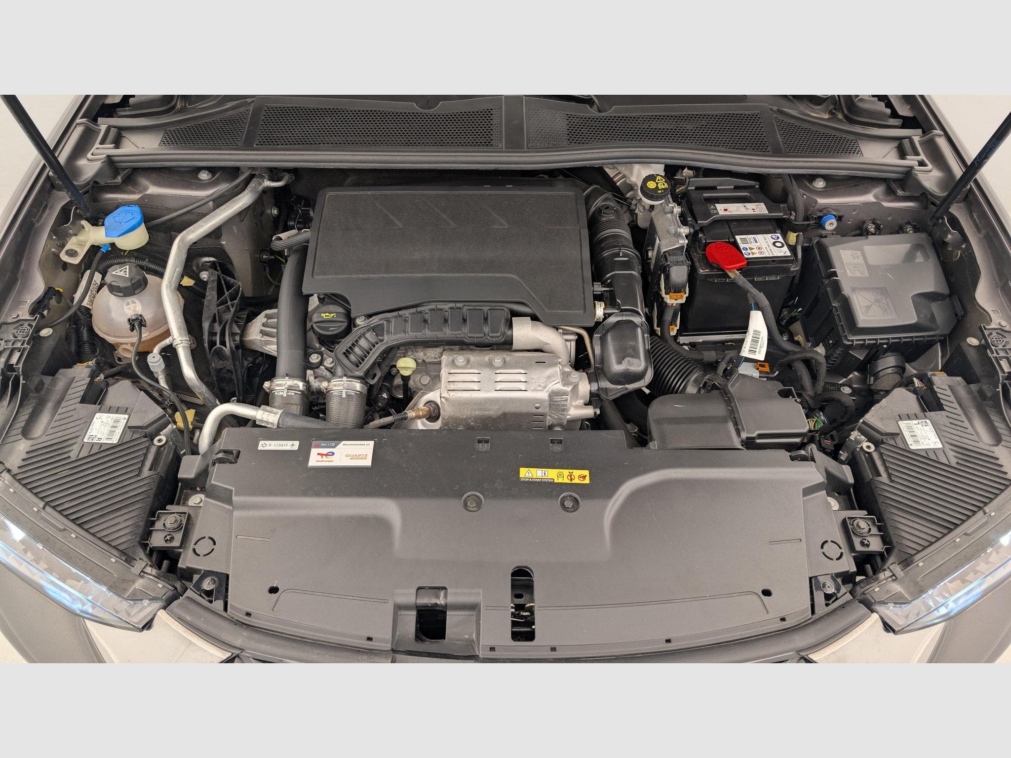DS Automobiles DS4 PureTech 130 EAT8 Rivoli (2022) - Photo 20
