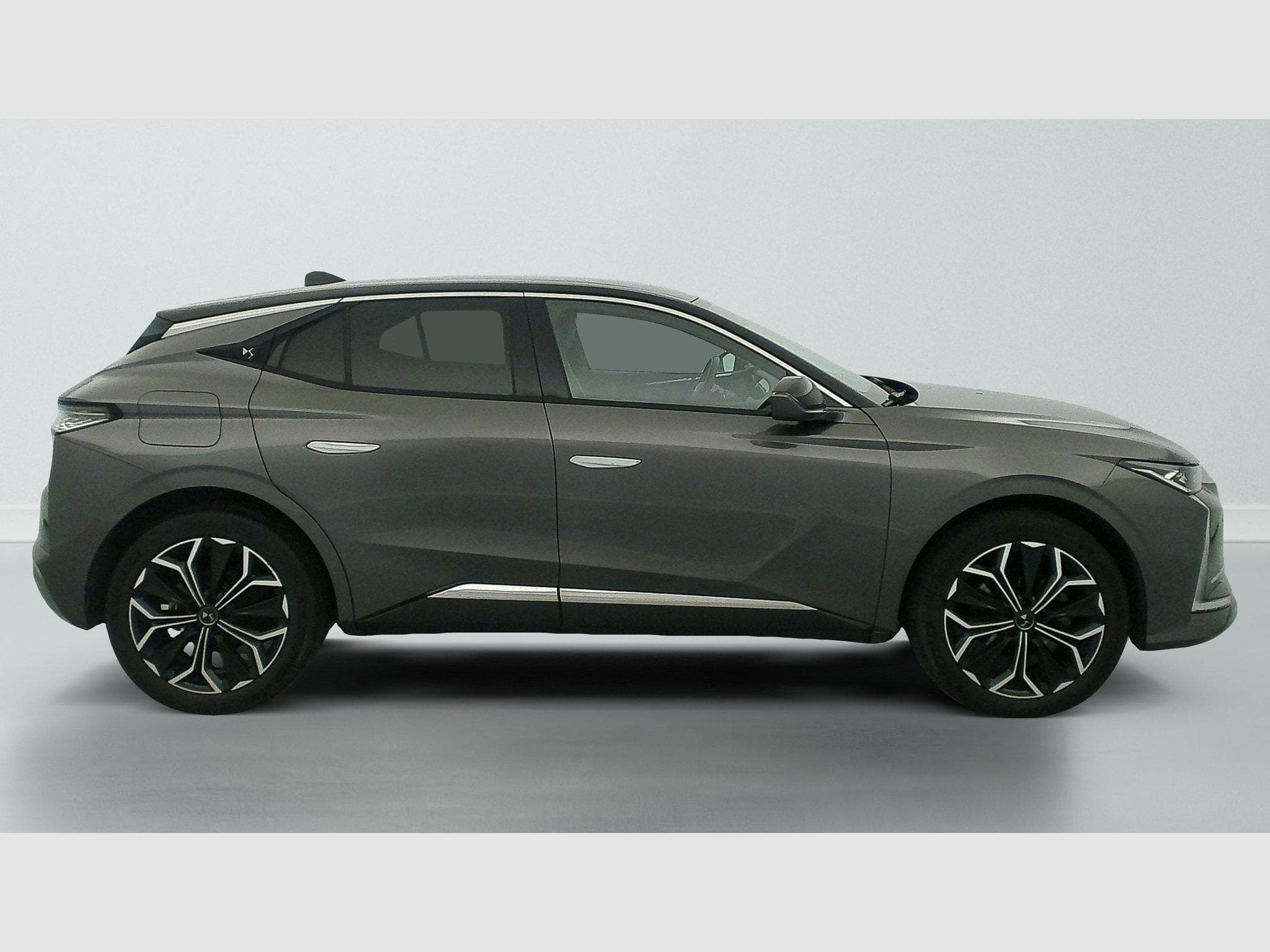 DS Automobiles DS4 PureTech 130 EAT8 Rivoli (2022) - Photo 8
