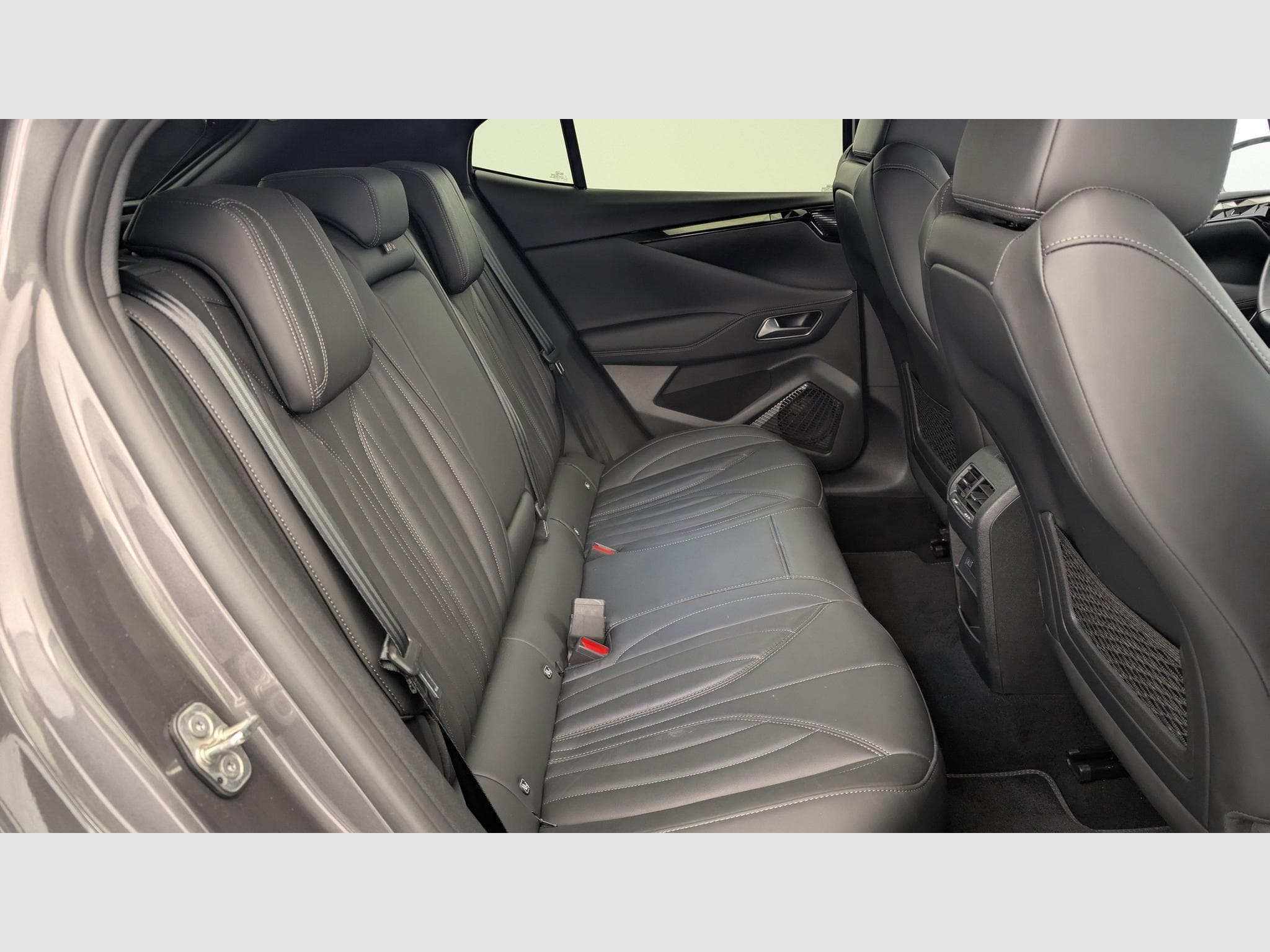 DS Automobiles DS4 PureTech 130 EAT8 Rivoli (2024) - Photo 10