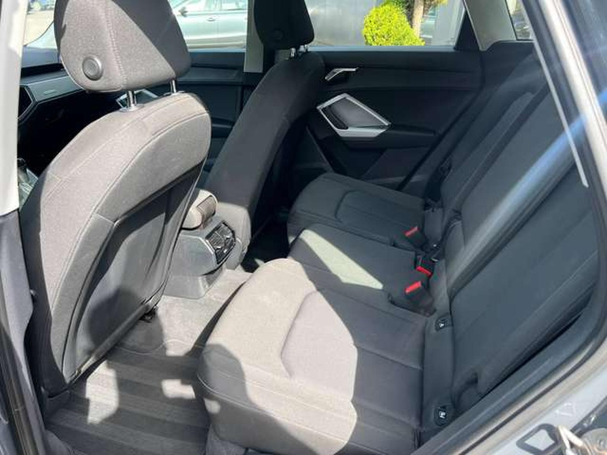 Audi Q3 2.0D 150 CV S-TRONIC (2021) - Foto 16