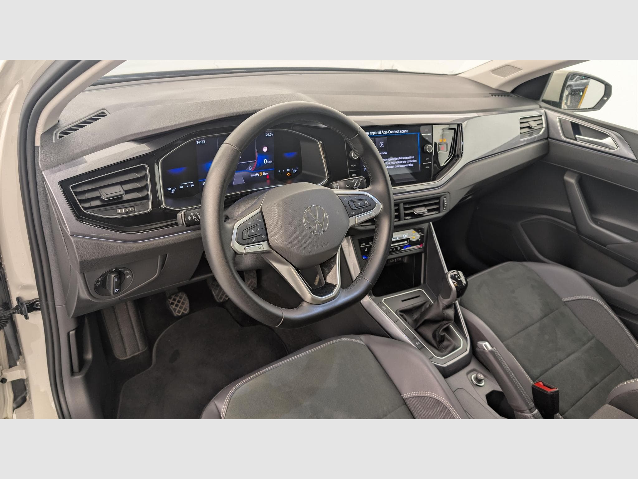 VW POLO 1.0 TSI 95 S&S BVM5 Style (2024) - Photo 15