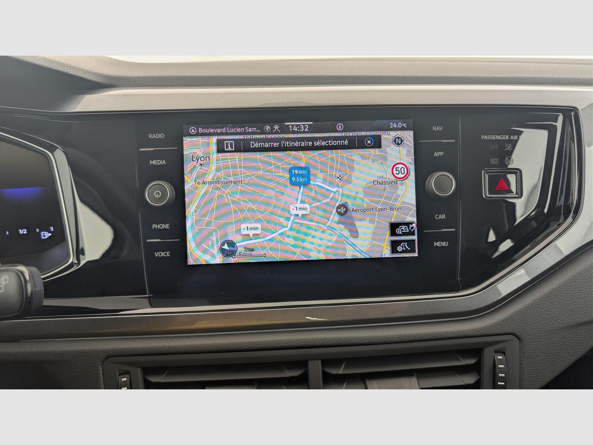 VW POLO 1.0 TSI 95 S&S BVM5 Style (2024) - Photo 19