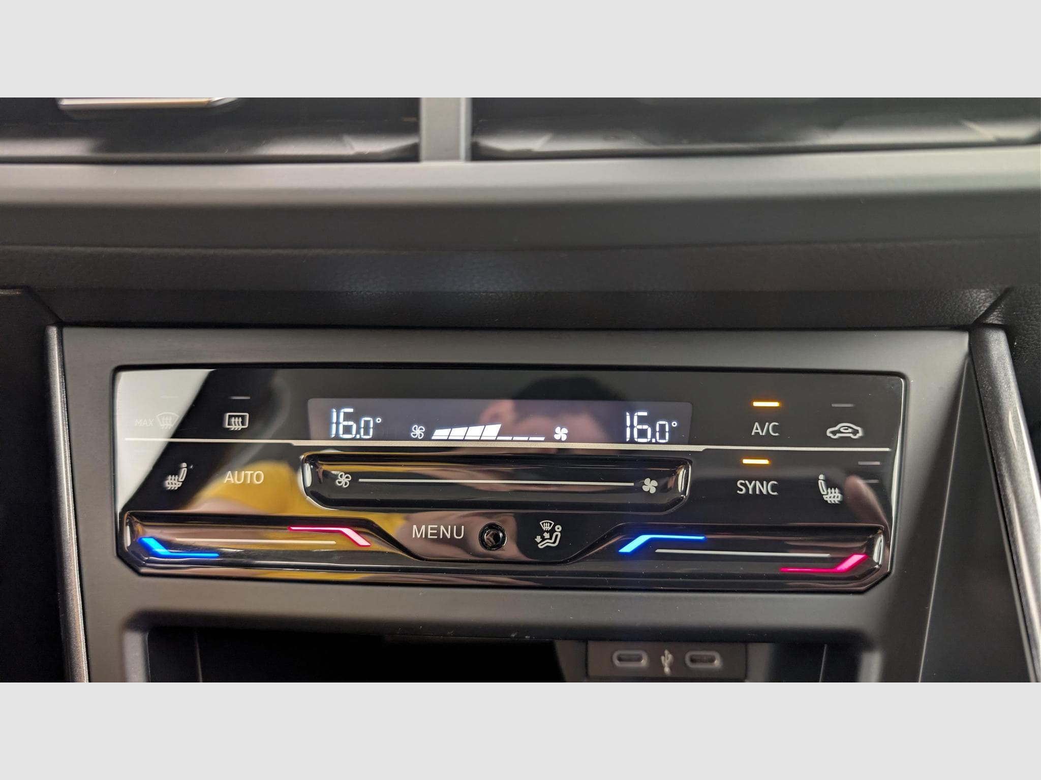 VW POLO 1.0 TSI 95 S&S BVM5 Style (2024) - Photo 20