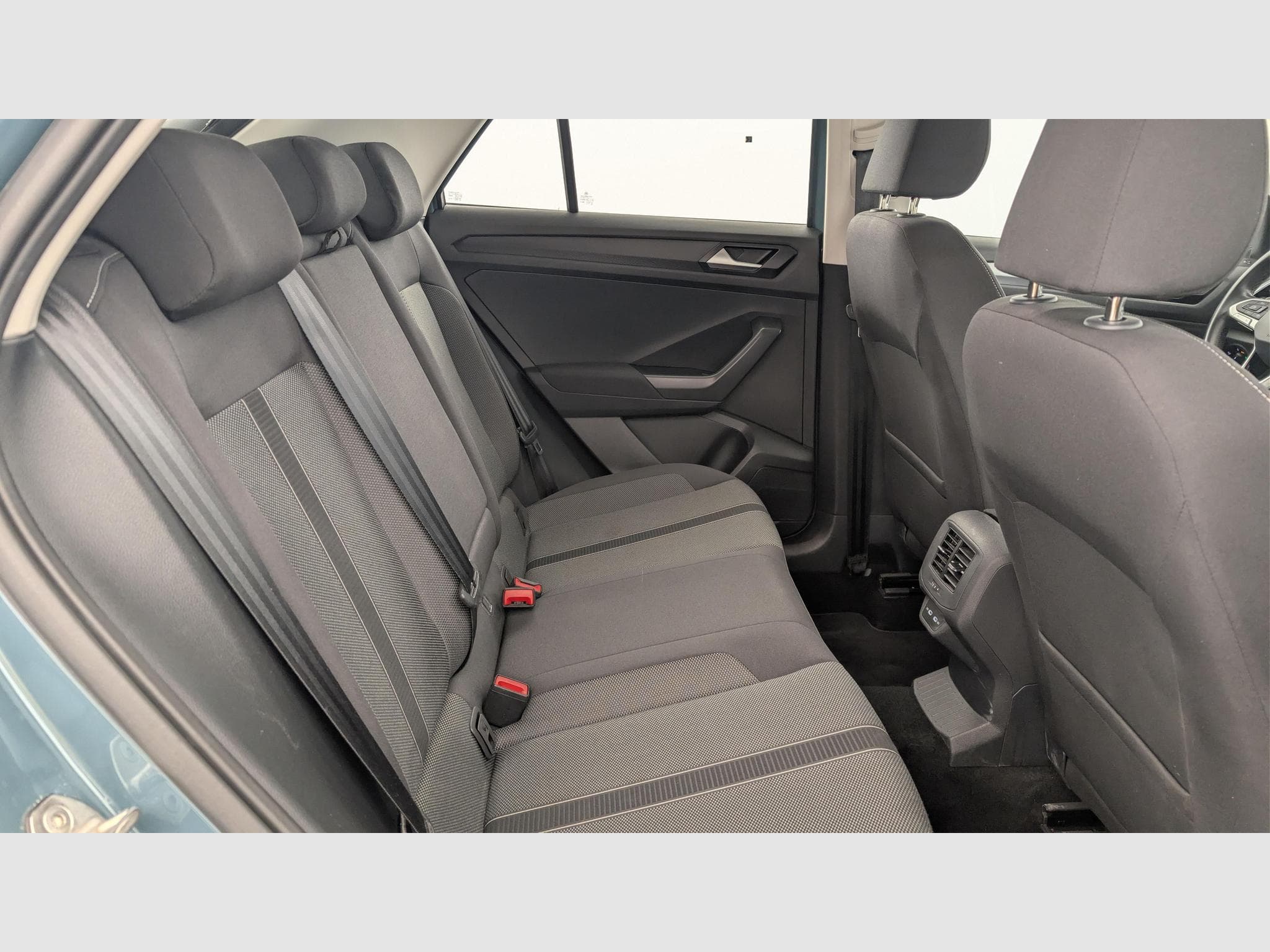 VW T-Roc 1.5 TSI EVO 150 Start/Stop DSG7 Life Business (2022) - Photo 10