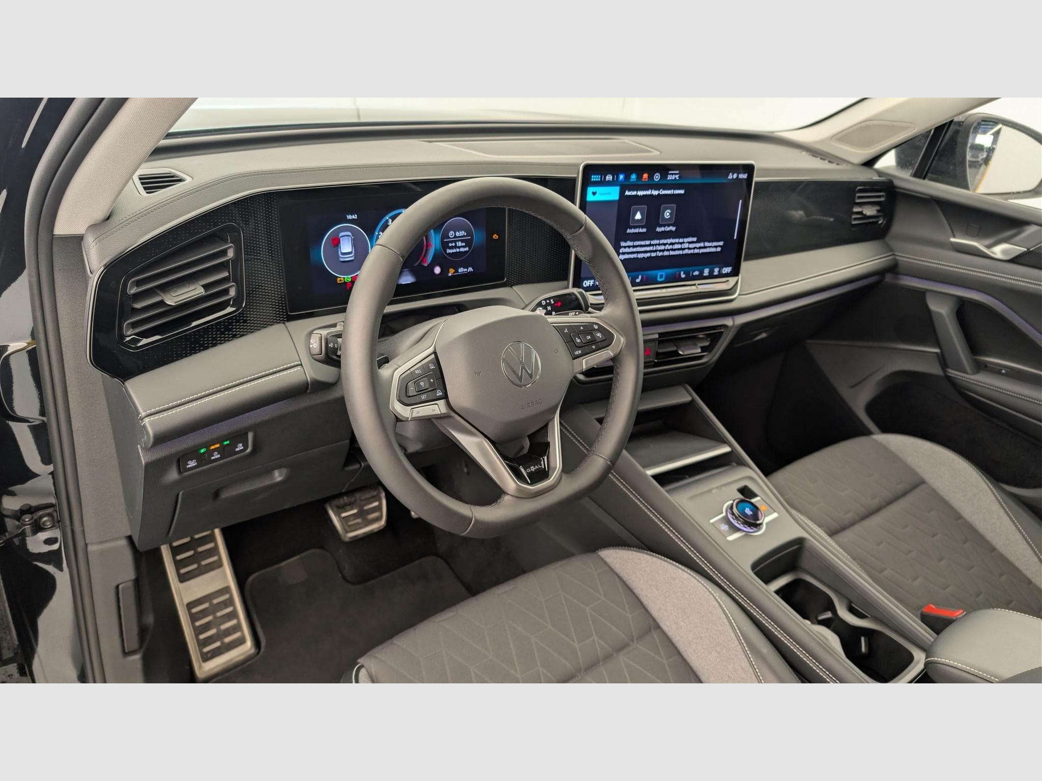 VW Tiguan 1.5 eTSI 131ch DSG7 VW Edition (2025) - Photo 15