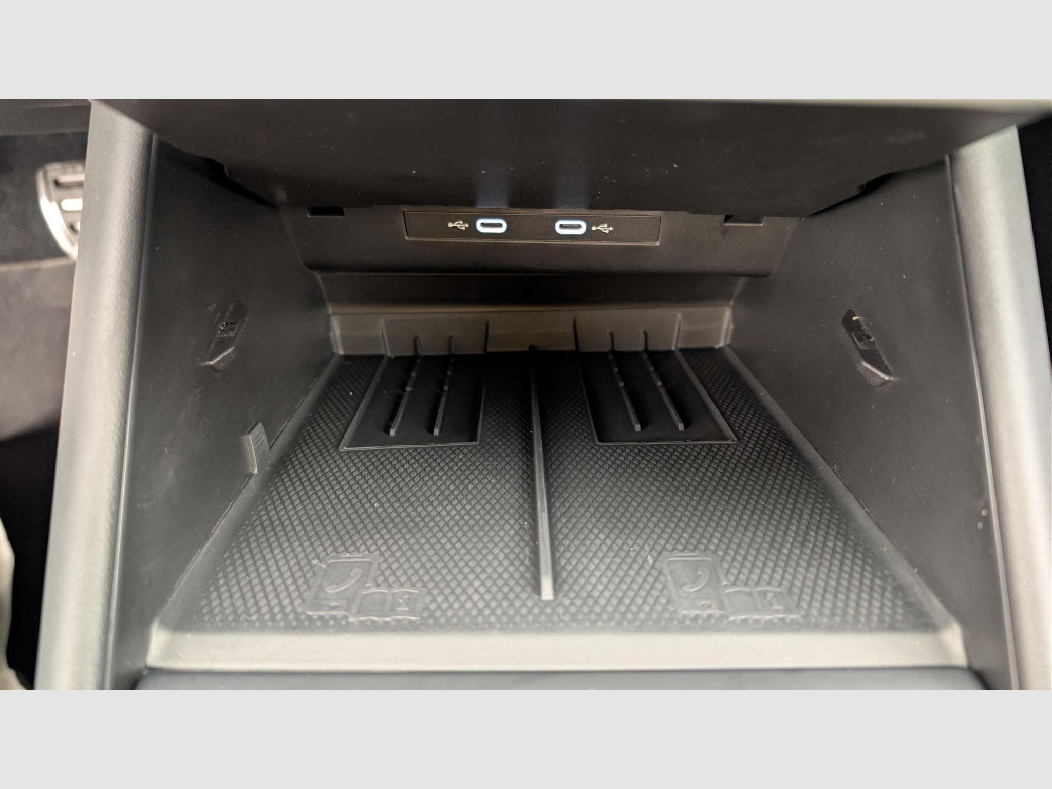 VW Tiguan 1.5 eTSI 131ch DSG7 VW Edition (2025) - Photo 20
