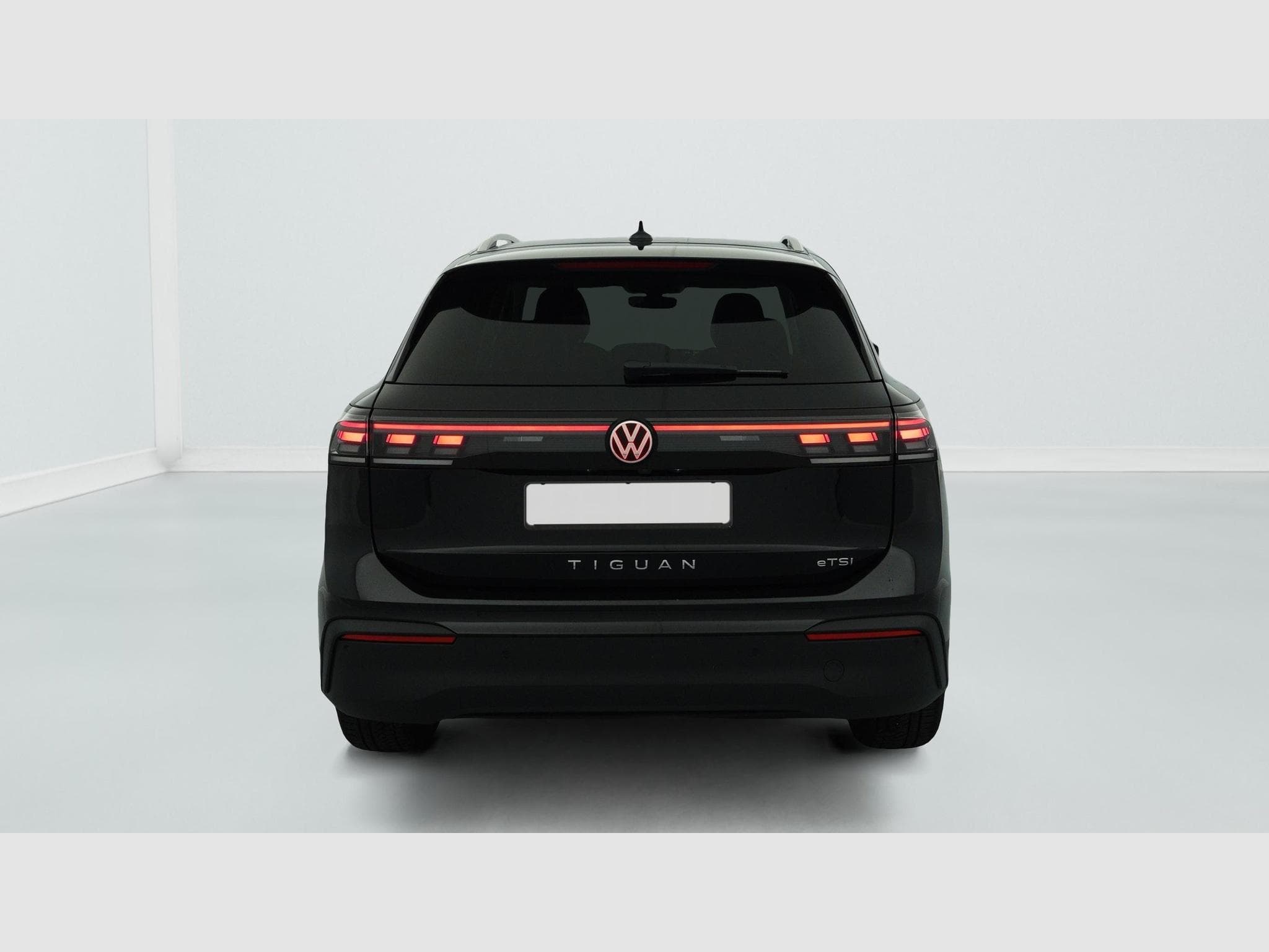 VW Tiguan 1.5 eTSI 131ch DSG7 VW Edition (2025) - Photo 6