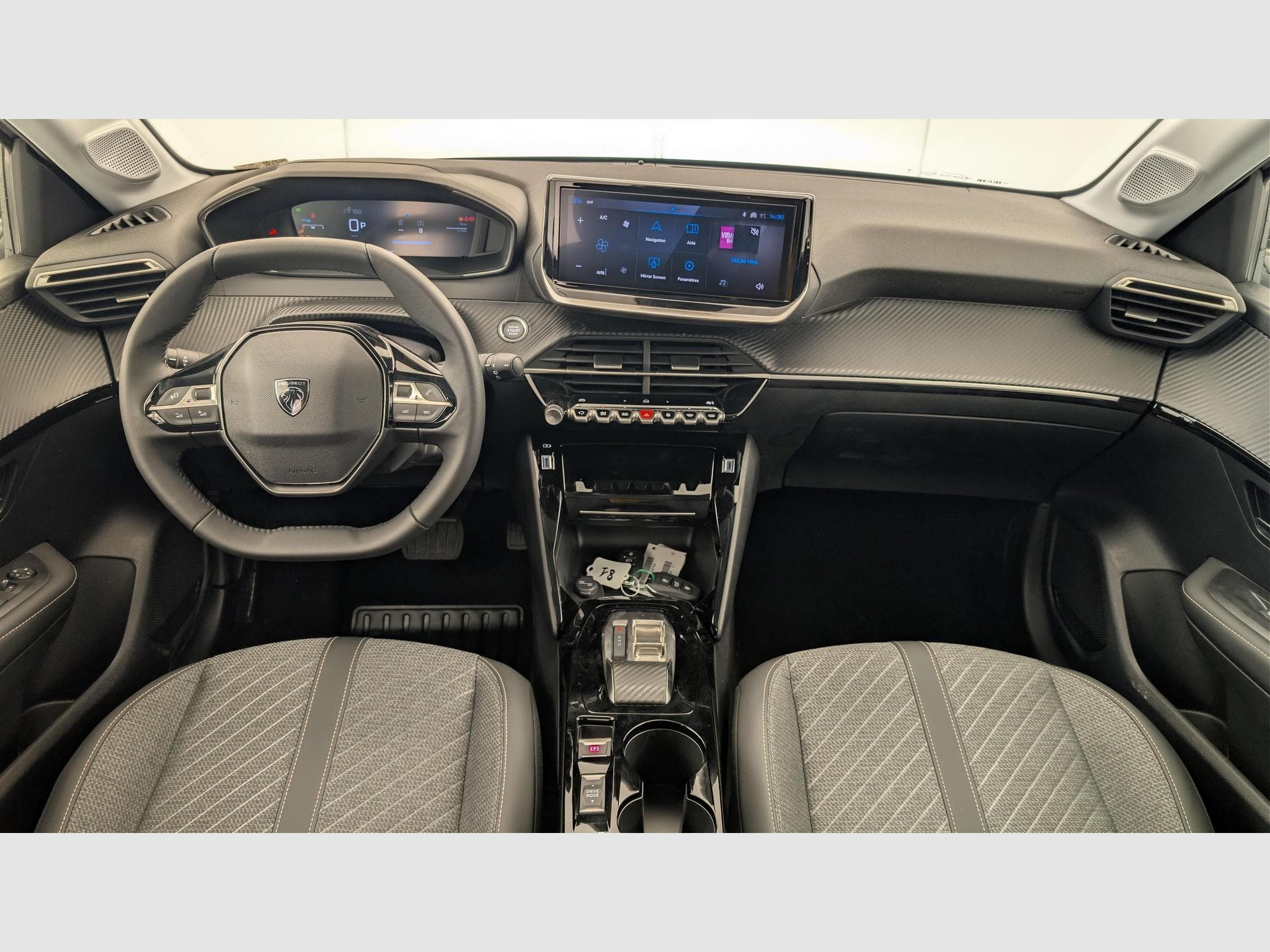 Peugeot 208 Hybrid 110 ch e-DCS6 Allure (2026) - Photo 13