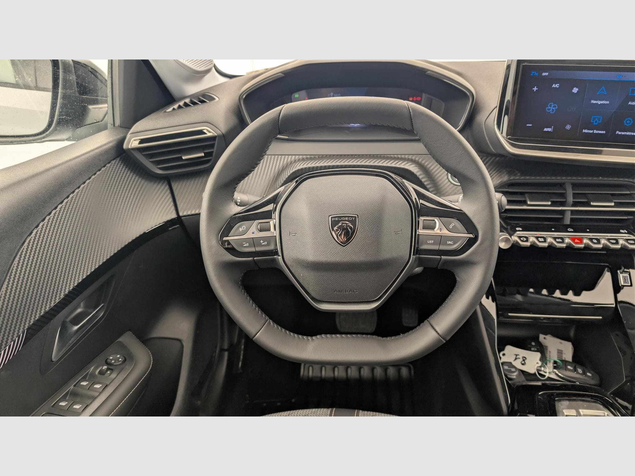Peugeot 208 Hybrid 110 ch e-DCS6 Allure (2026) - Photo 14