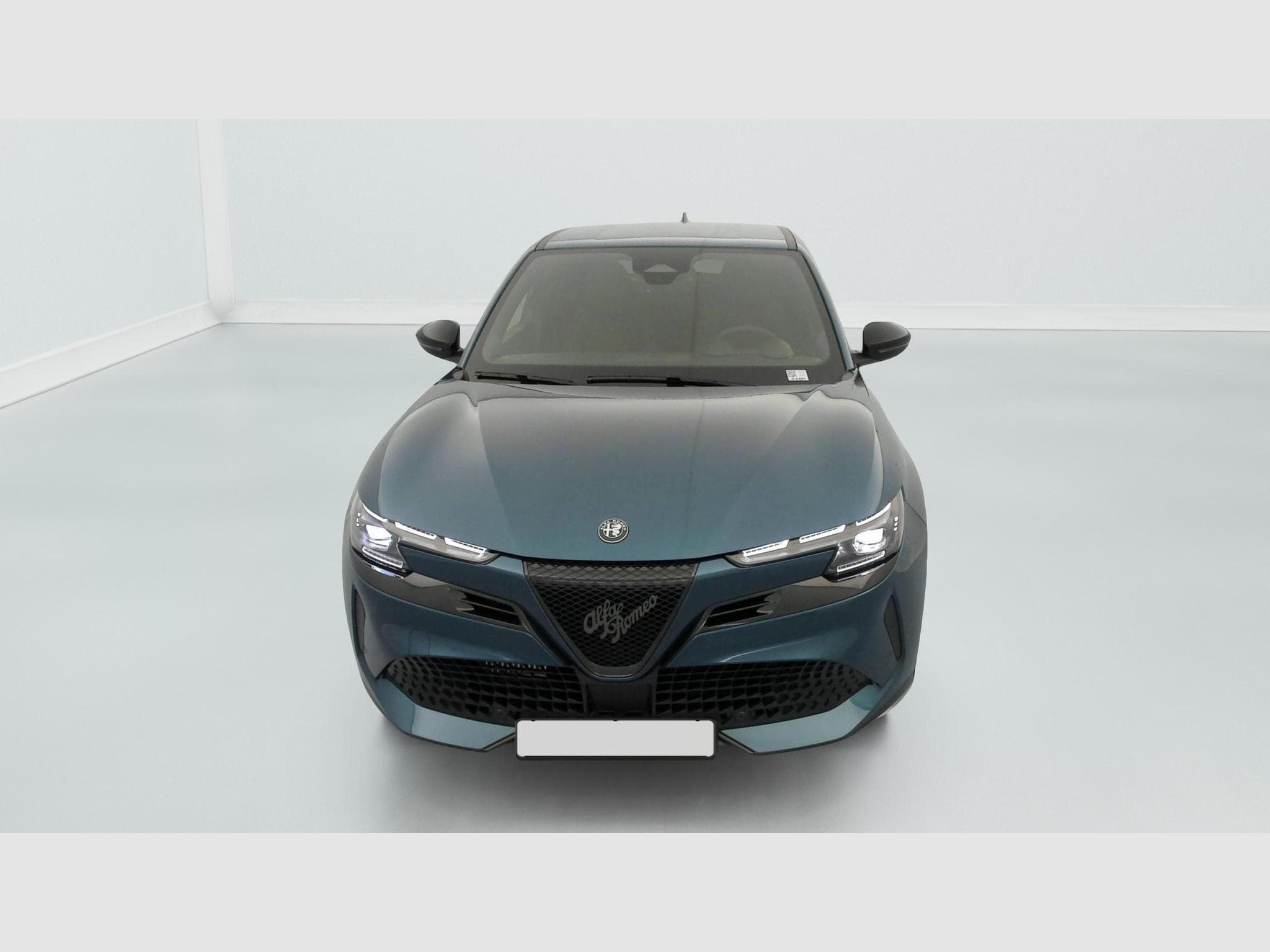 Alfa-Romeo Junior 1.2 Ibrida 145 ch e-DCT6 Ti (2026) - Photo 2