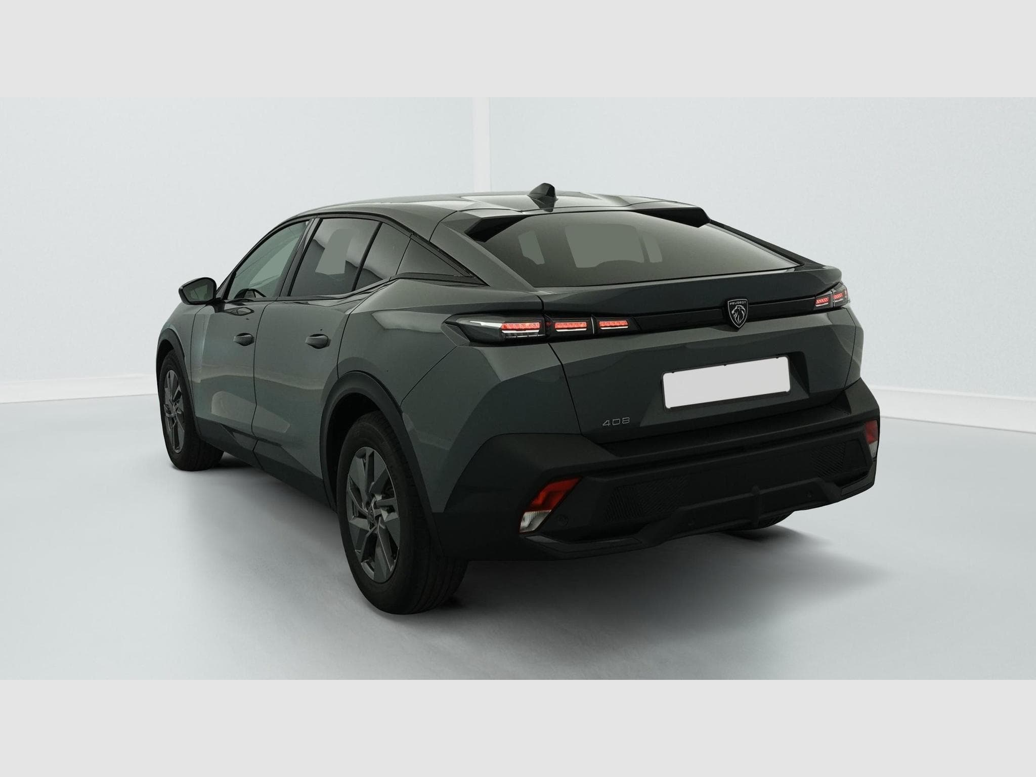 Peugeot 408 Hybrid 145 e-DCS6 Allure (2025) - Photo 5