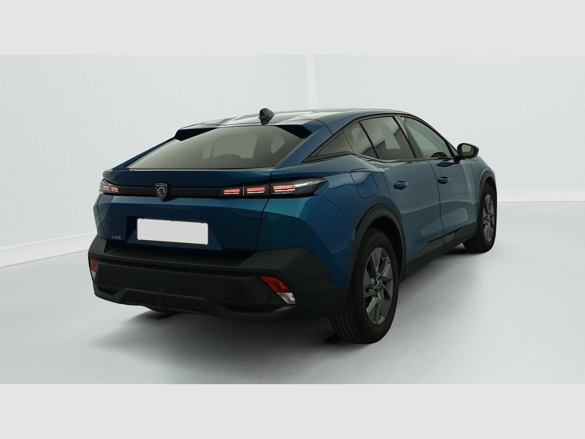 Peugeot 408 Hybrid 136 e-DCS6 Allure (2025) - Photo 7
