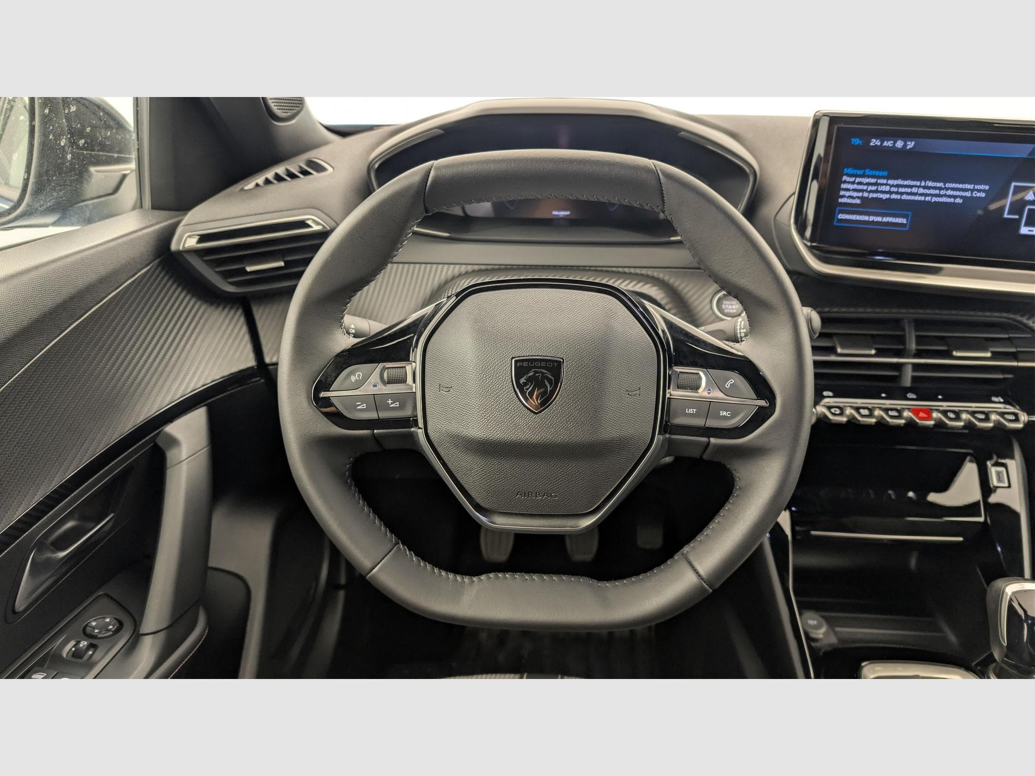 Peugeot 2008 100 S&S BVM6 Allure (2025) - Photo 14