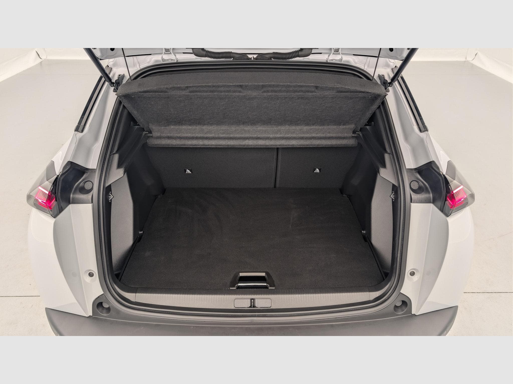Peugeot 2008 100 S&S BVM6 Allure (2025) - Photo 11