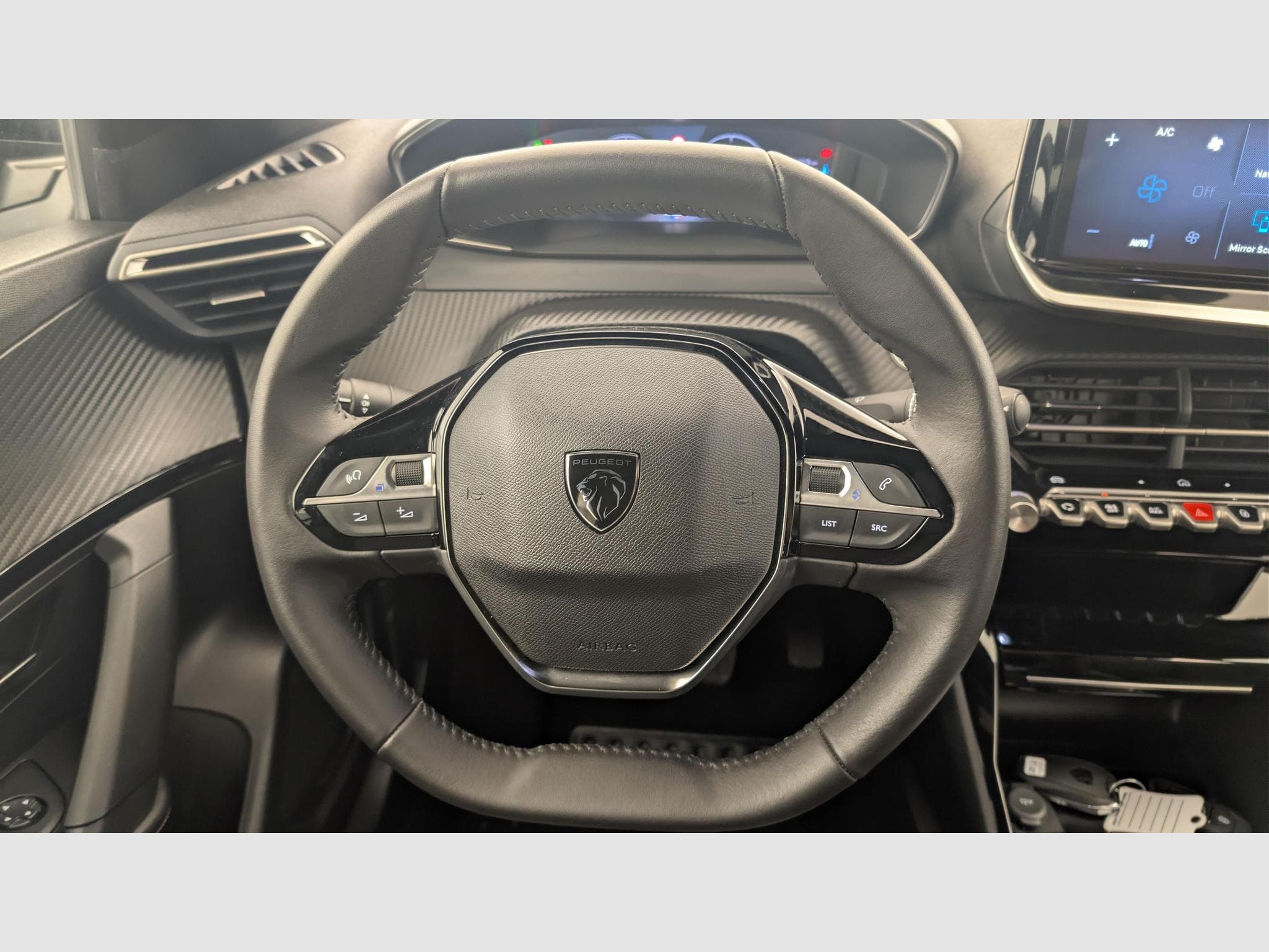 Peugeot 2008 100 S&S BVM6 Allure (2025) - Photo 14