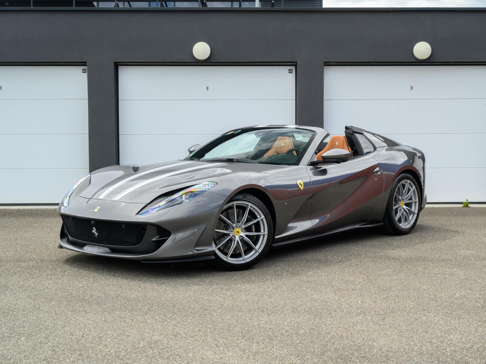 Ferrari 812 GTS GTS (2023) - Foto 1