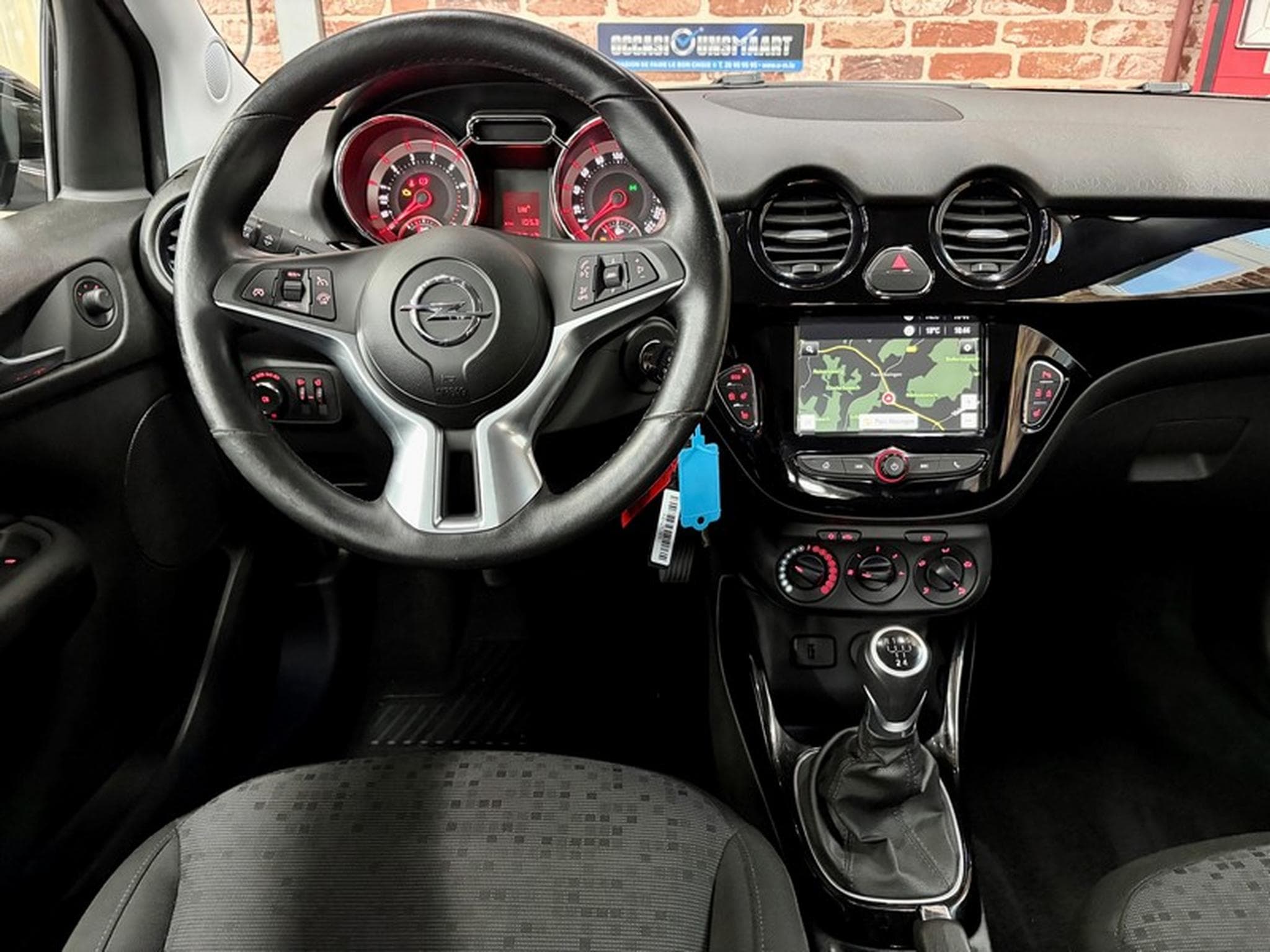 Opel Adam Adam 1.4 101cv SiègCh/Navig/Park/ALU16/Tempo (2019) - Foto 4