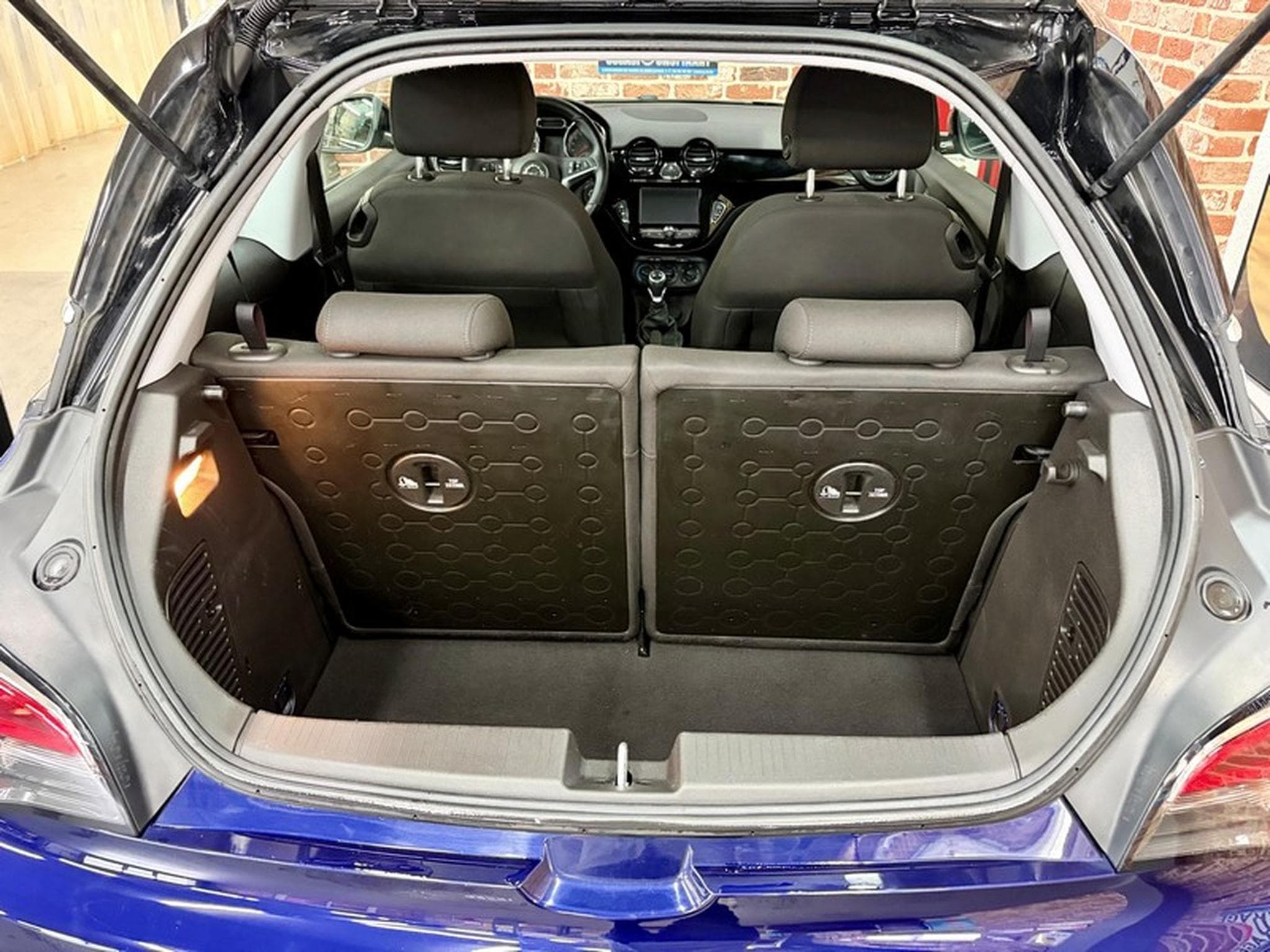 Opel Adam Adam 1.4 101cv SiègCh/Navig/Park/ALU16/Tempo (2019) - Foto 7