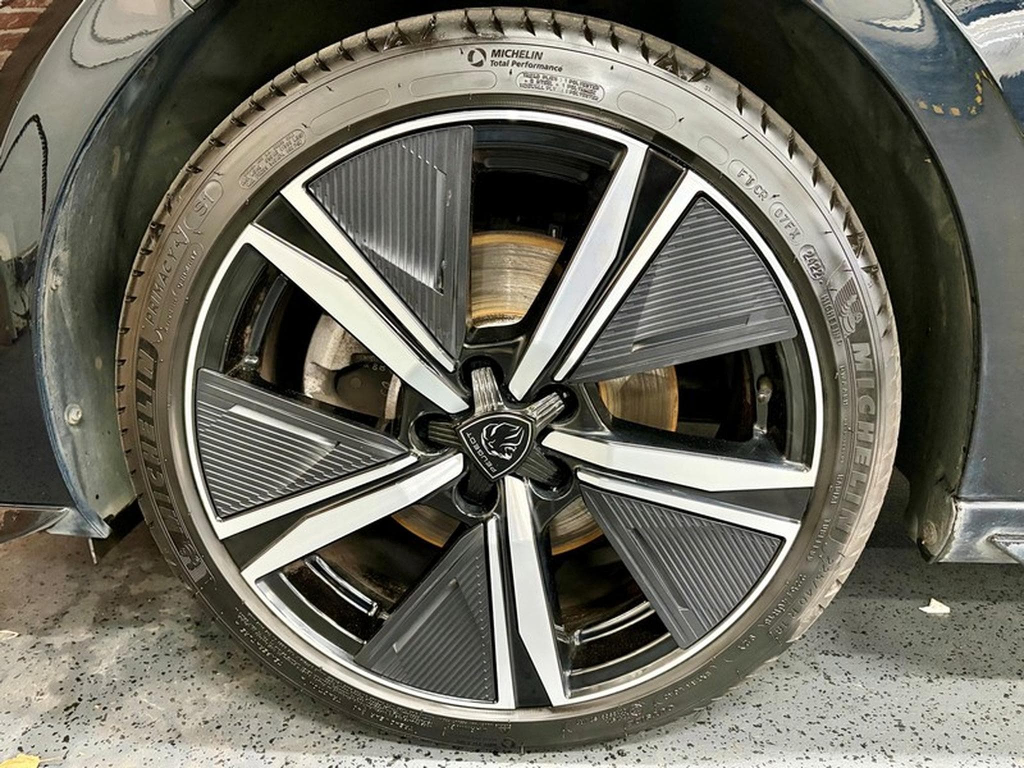 Peugeot 308 308 1.5 BlueHdi 131cv Auto GT (2022) - Foto 3