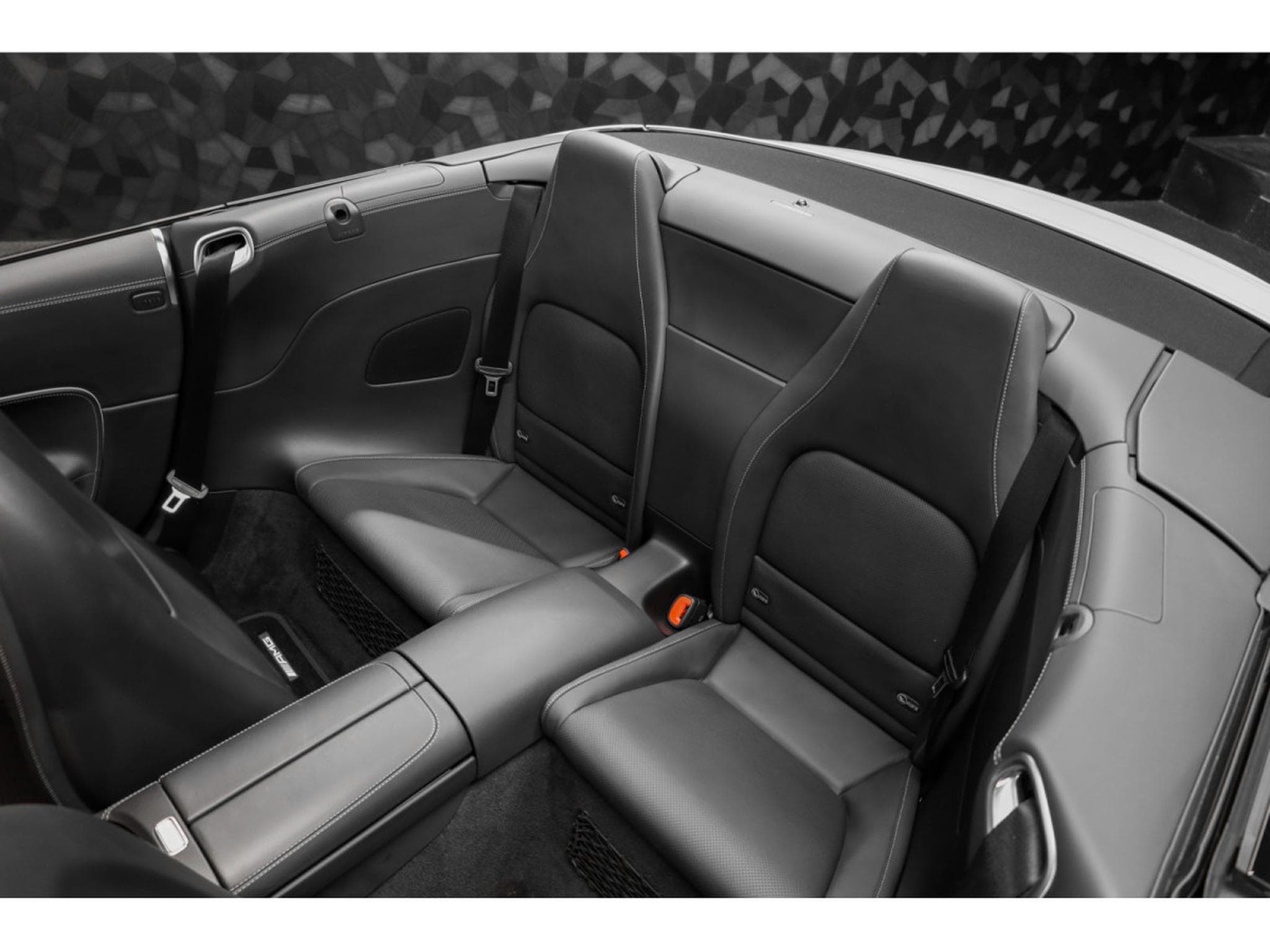 Mercedes SL 63 AMG 4 MATIC + / MANUFAKTUR Opalite White Magno (2022) - Photo 12