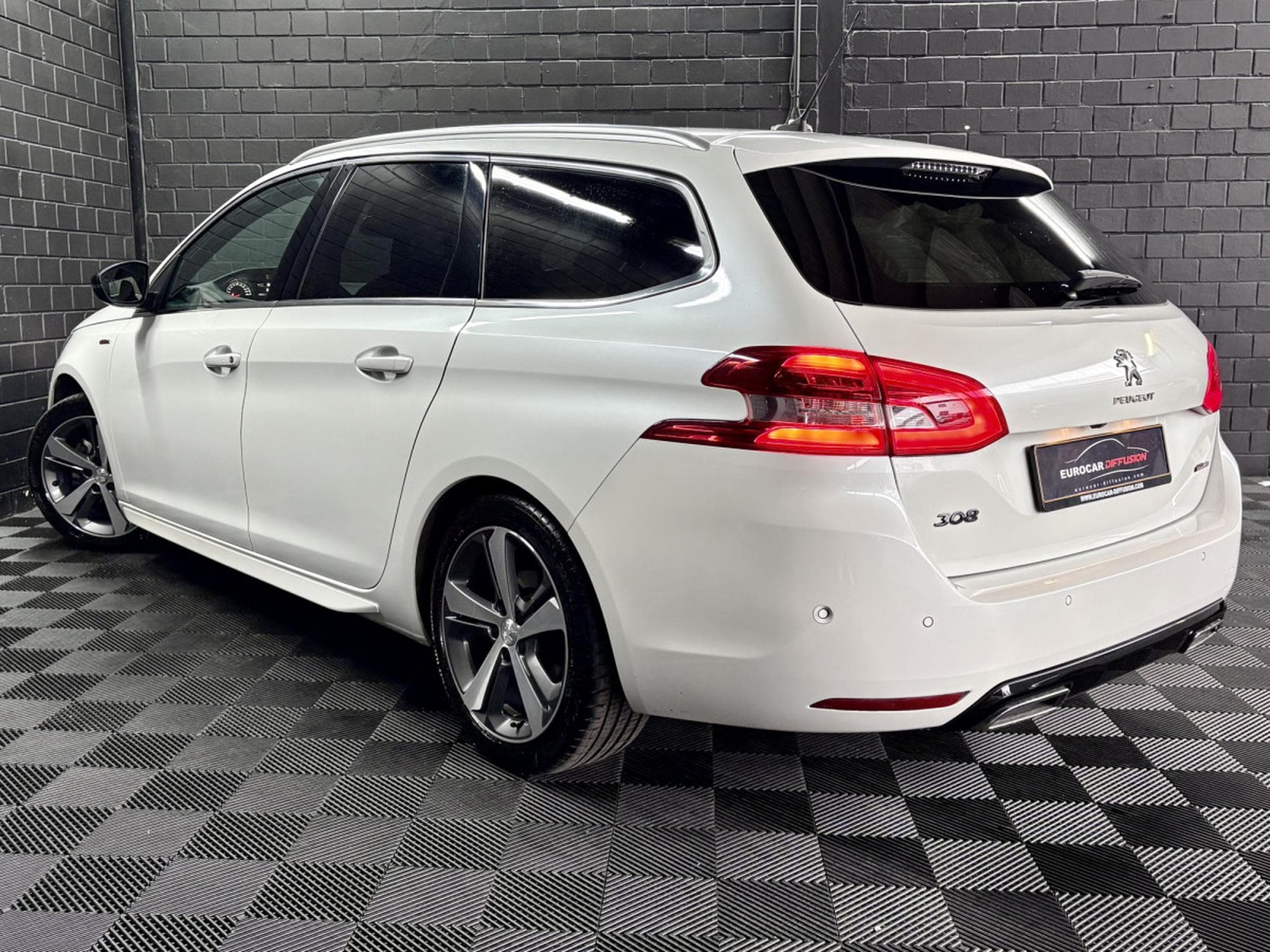 Peugeot 308 SW 1.5 HDI GT LINE 130 CV *DENON* CAM * (2020) - Foto 4