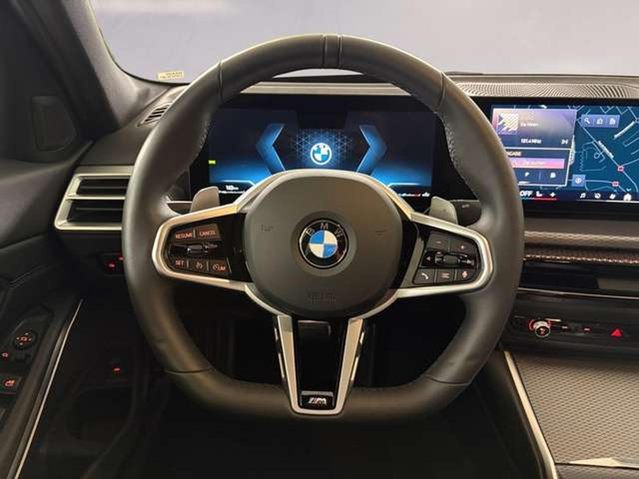 BMW 320 d HiFi DAB LED RFK Komfortzg. (2025) - Foto 11