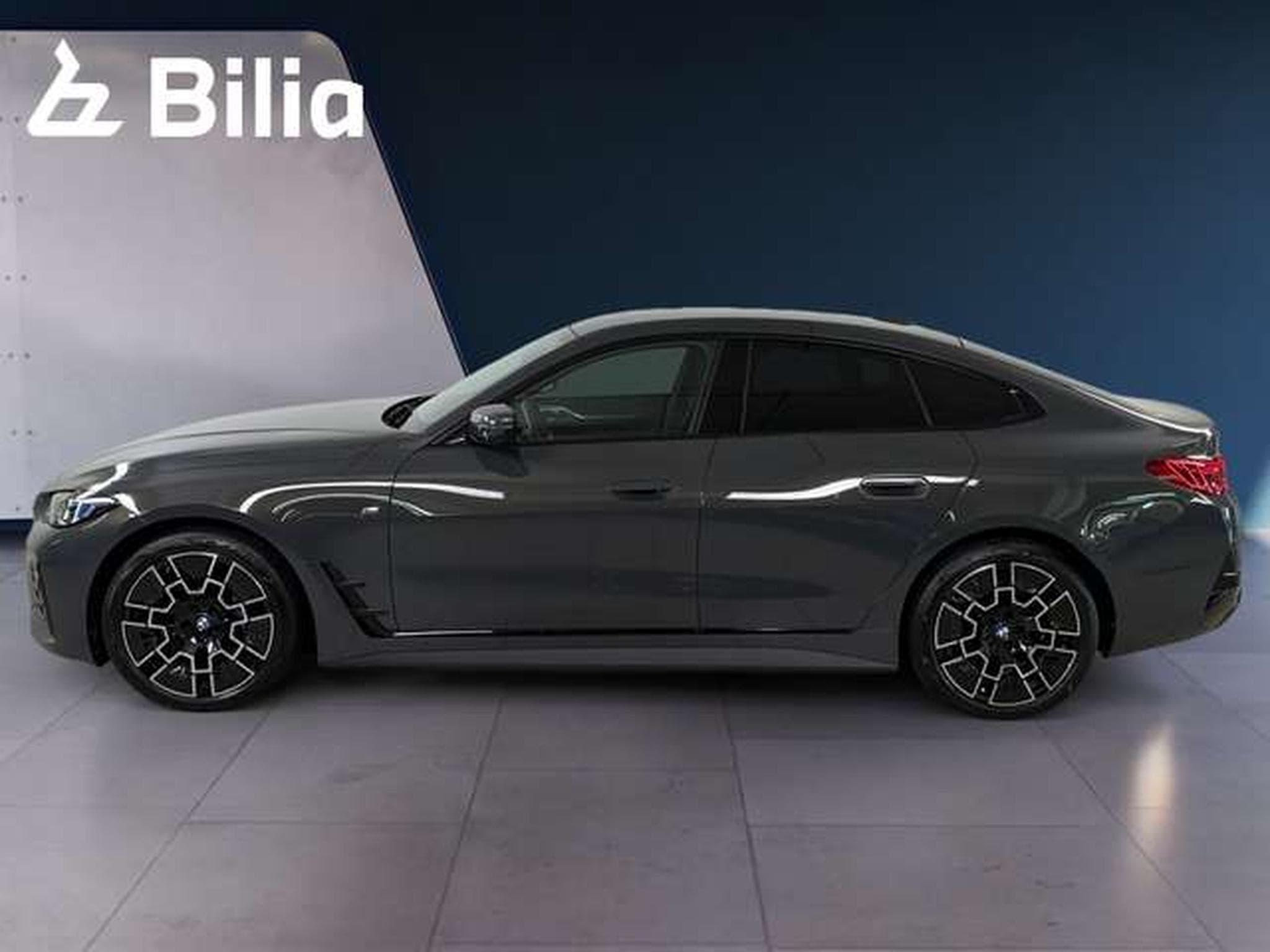 BMW i4 xDrive40 HiFi DAB LED RFK Shz (2025) - Foto 12