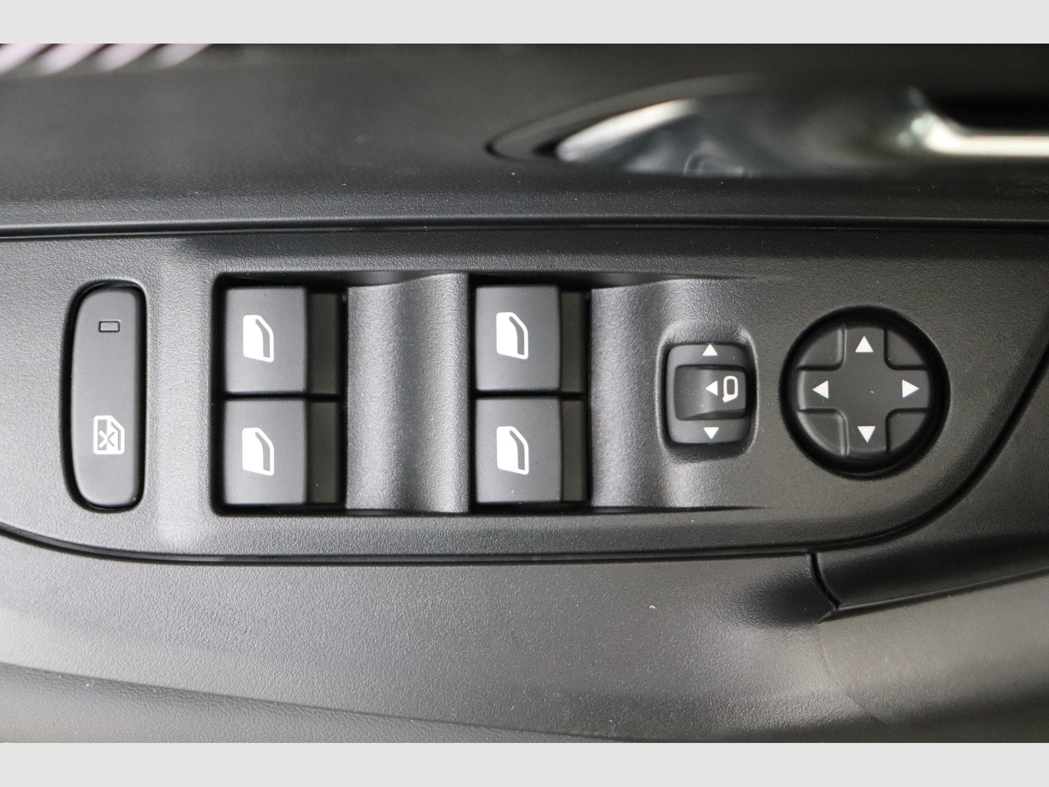 Peugeot 2008 Allure (2025) - Photo 17