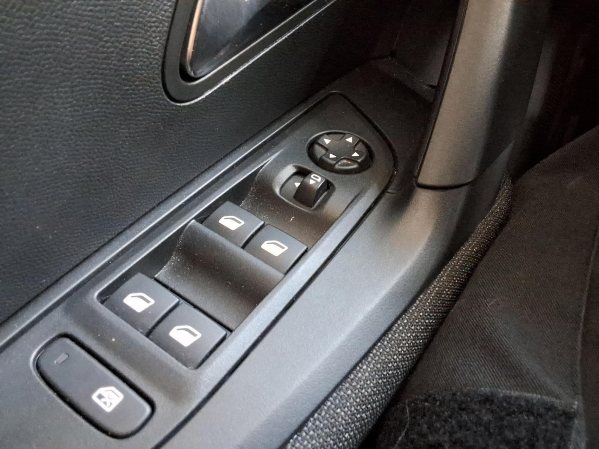 Peugeot 2008 Style (2025) - Photo 6